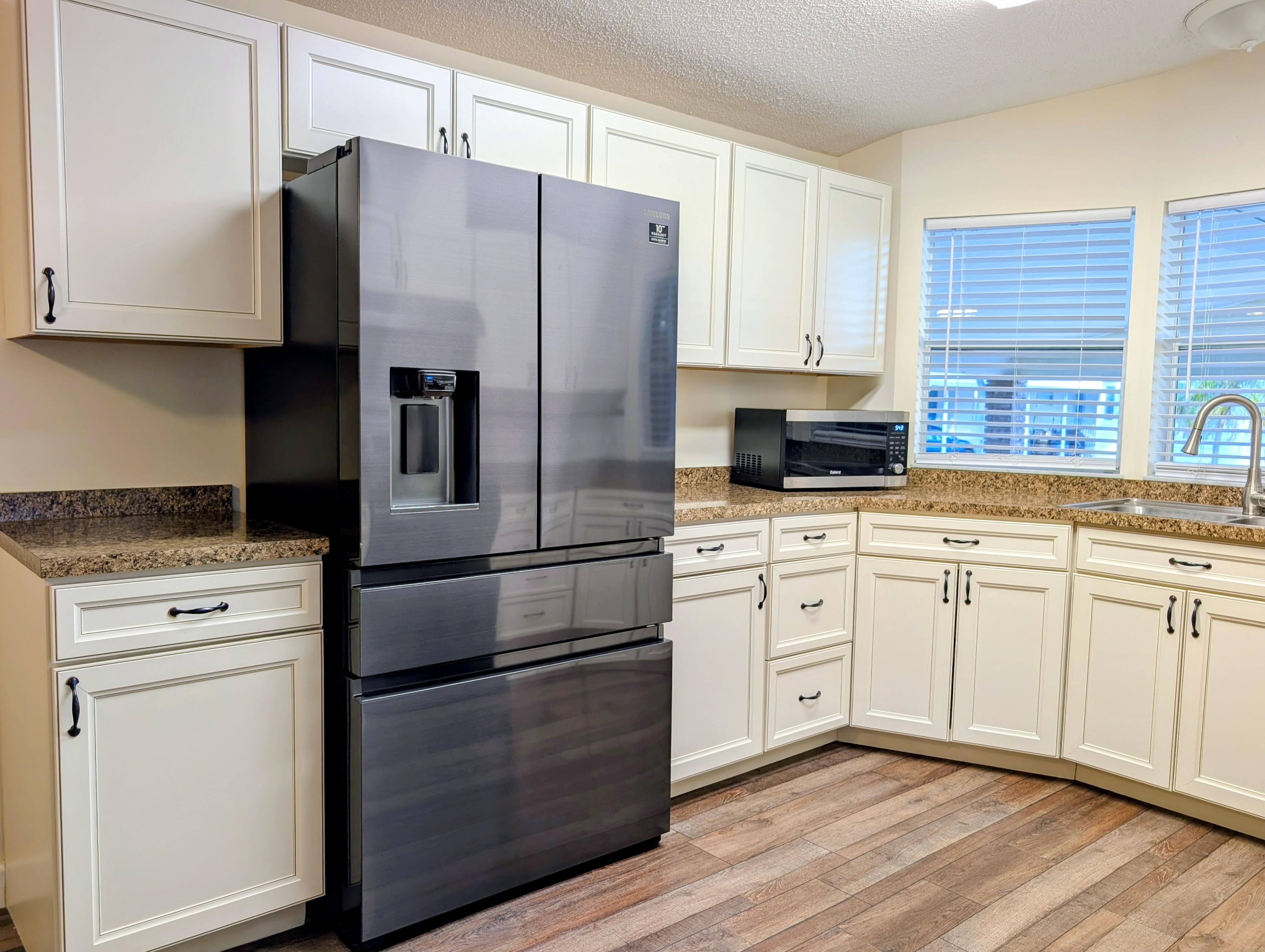 3605 Asbury Drive, Parrish, Florida 34219, 2 Bedrooms Bedrooms, ,2 BathroomsBathrooms,55-Plus Mobile Home,For Sale,Asbury Drive,4251