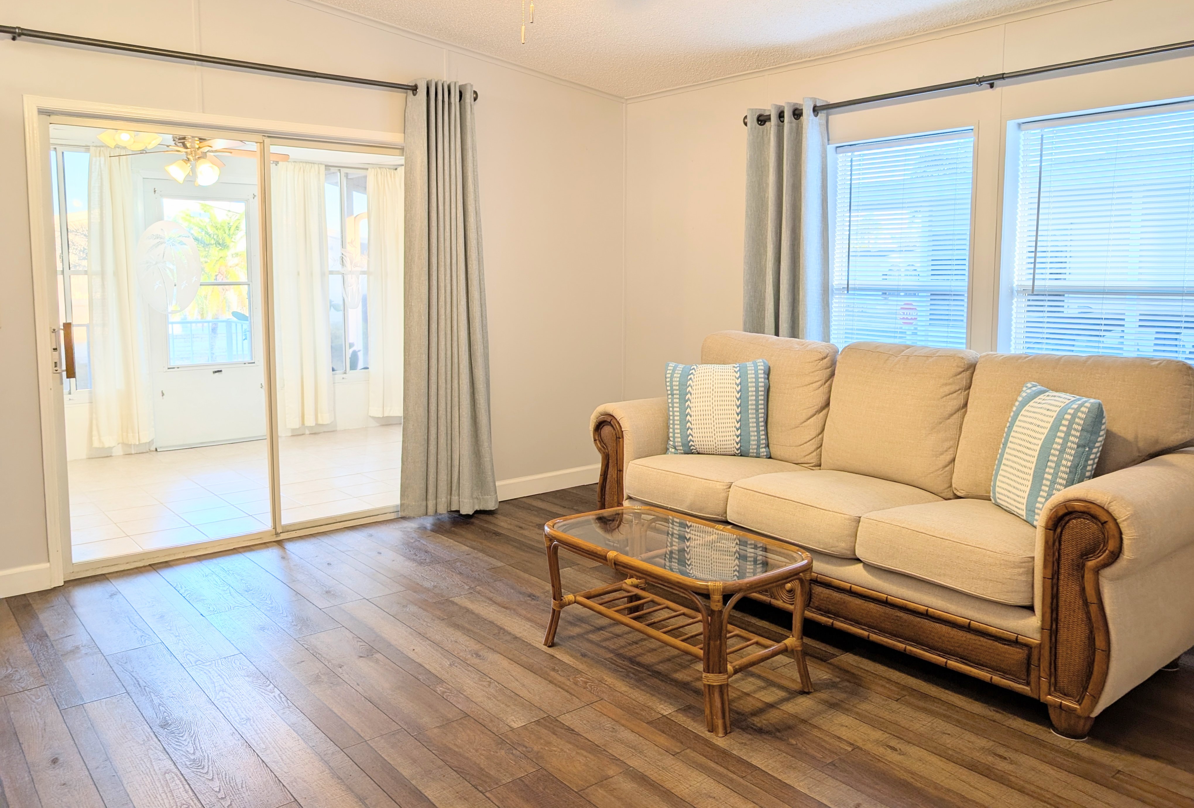 3605 Asbury Drive, Parrish, Florida 34219, 2 Bedrooms Bedrooms, ,2 BathroomsBathrooms,55-Plus Mobile Home,For Sale,Asbury Drive,4251