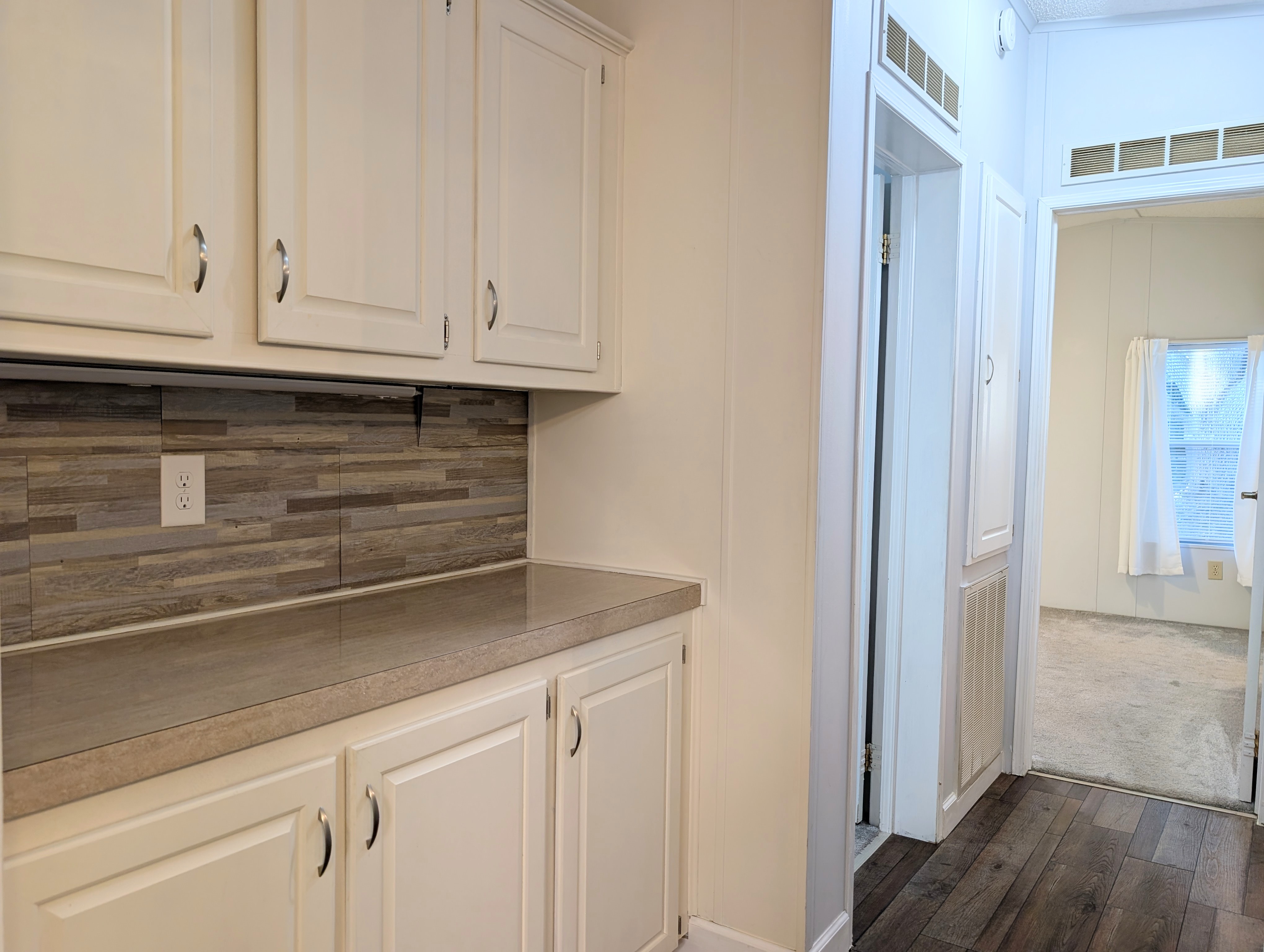 3605 Asbury Drive, Parrish, Florida 34219, 2 Bedrooms Bedrooms, ,2 BathroomsBathrooms,55-Plus Mobile Home,For Sale,Asbury Drive,4251