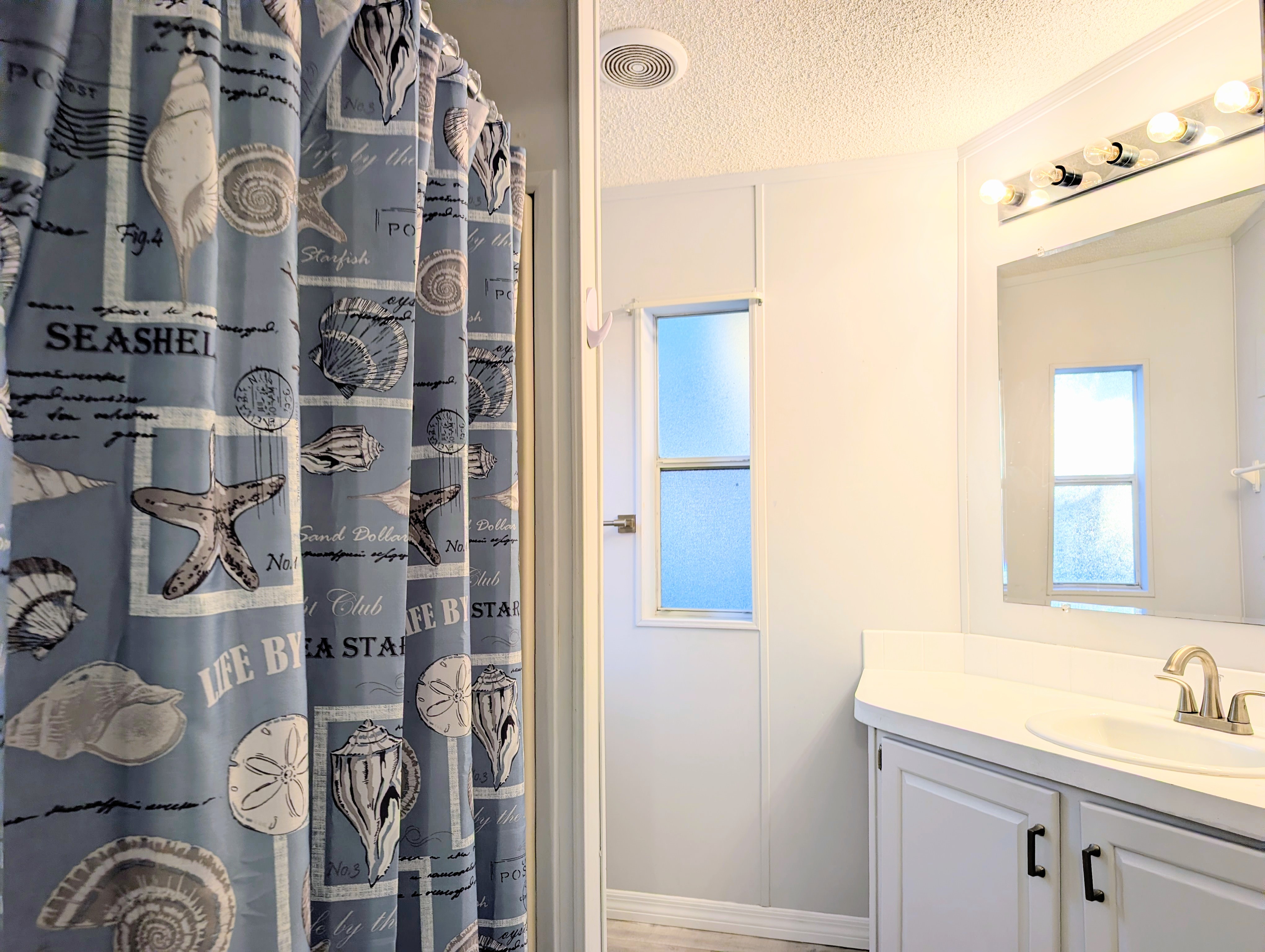 3605 Asbury Drive, Parrish, Florida 34219, 2 Bedrooms Bedrooms, ,2 BathroomsBathrooms,55-Plus Mobile Home,For Sale,Asbury Drive,4251