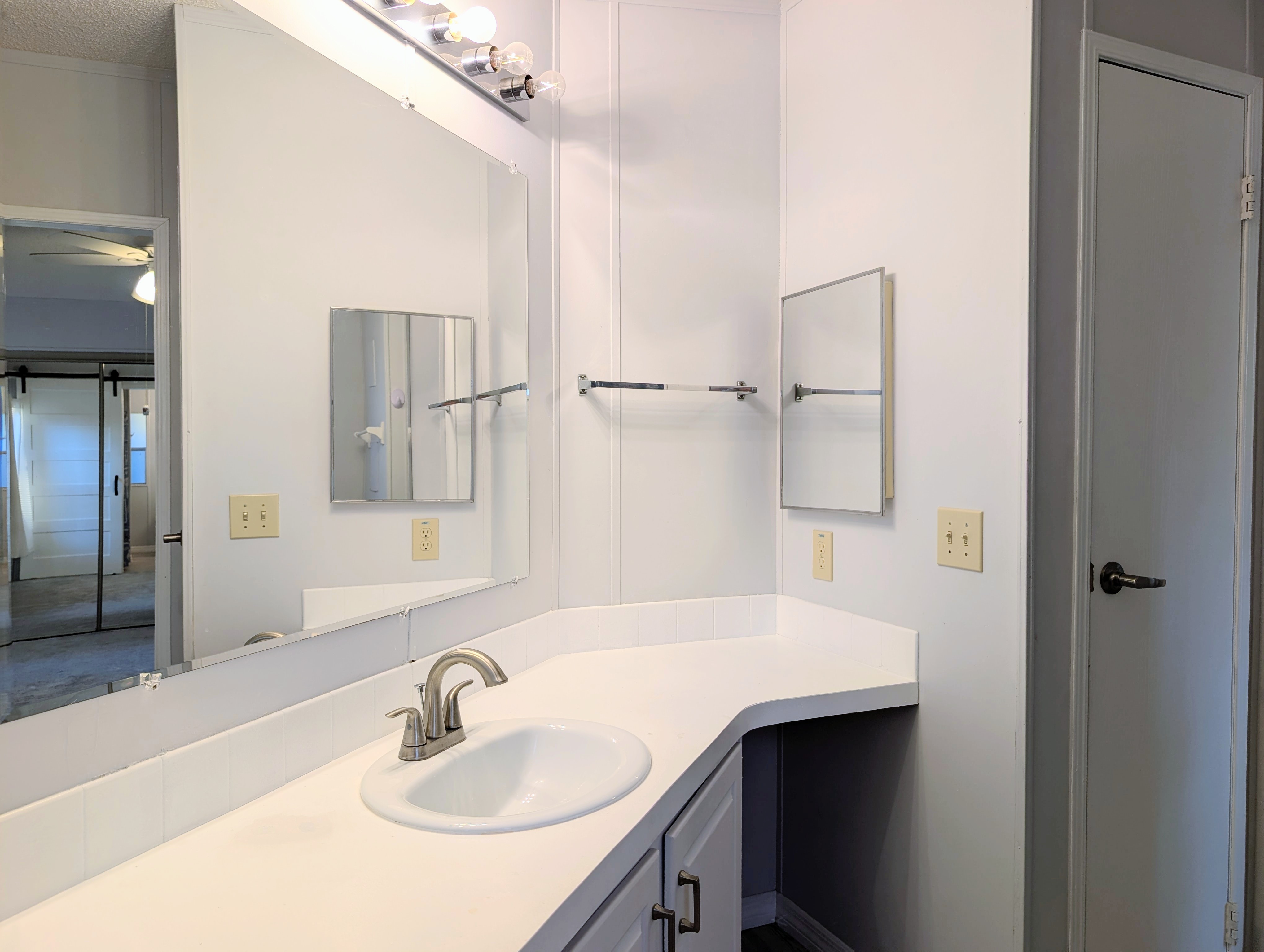 3605 Asbury Drive, Parrish, Florida 34219, 2 Bedrooms Bedrooms, ,2 BathroomsBathrooms,55-Plus Mobile Home,For Sale,Asbury Drive,4251