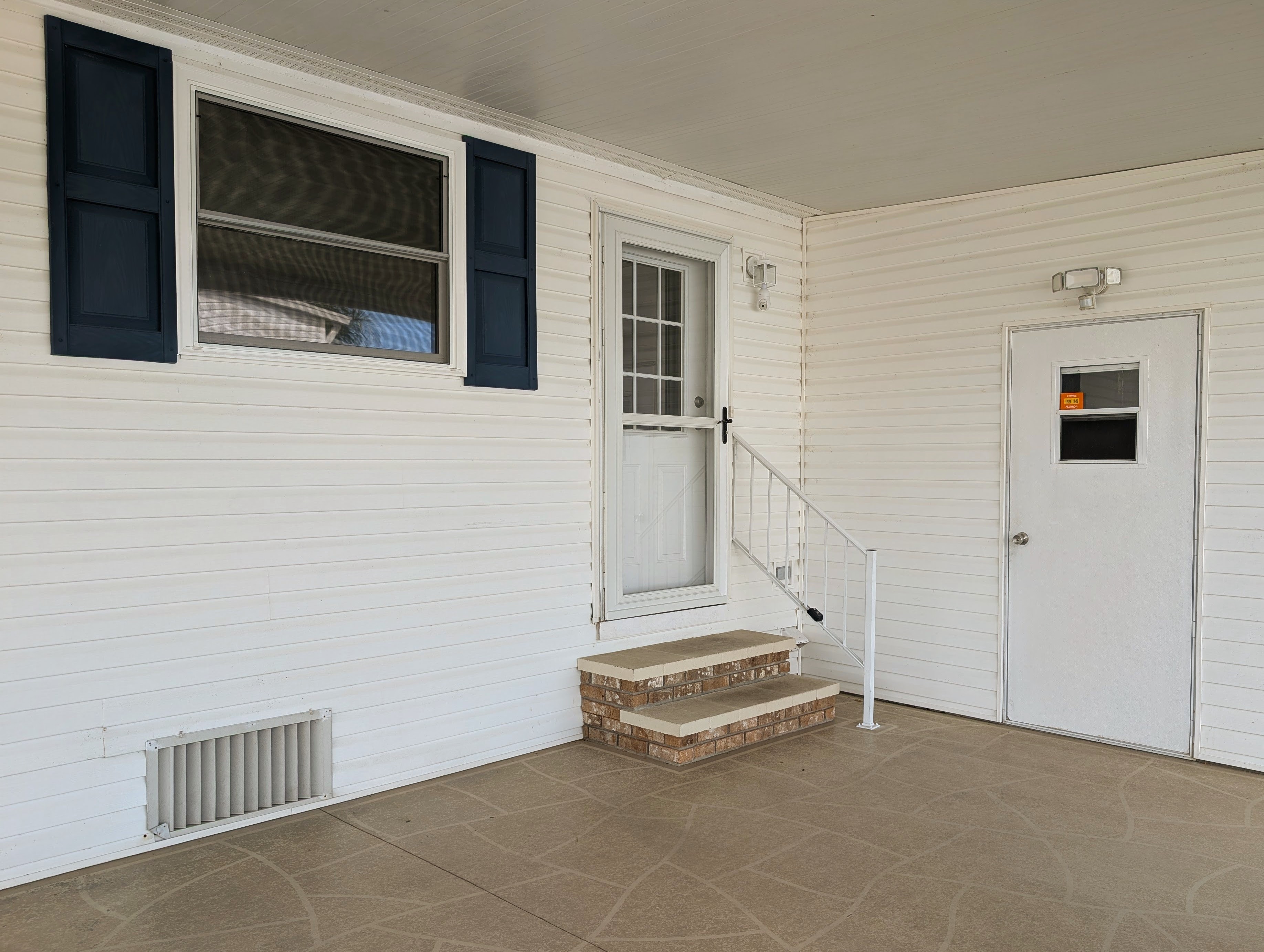 136 Begonia Terrace, Parrish, Florida 34219, 2 Bedrooms Bedrooms, ,2 BathroomsBathrooms,55-Plus Mobile Home,For Sale,Begonia Terrace,4254