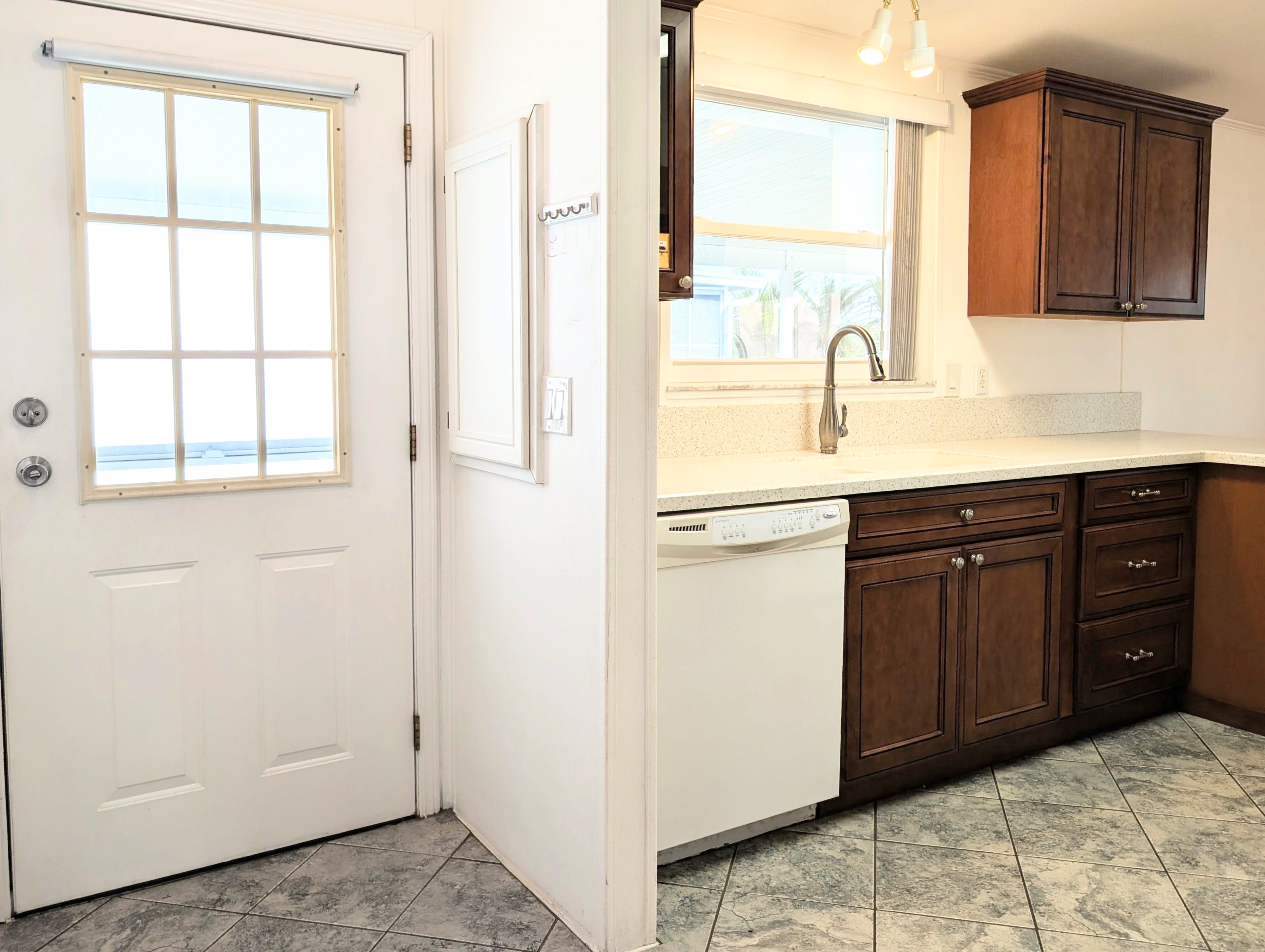 136 Begonia Terrace, Parrish, Florida 34219, 2 Bedrooms Bedrooms, ,2 BathroomsBathrooms,55-Plus Mobile Home,For Sale,Begonia Terrace,4254