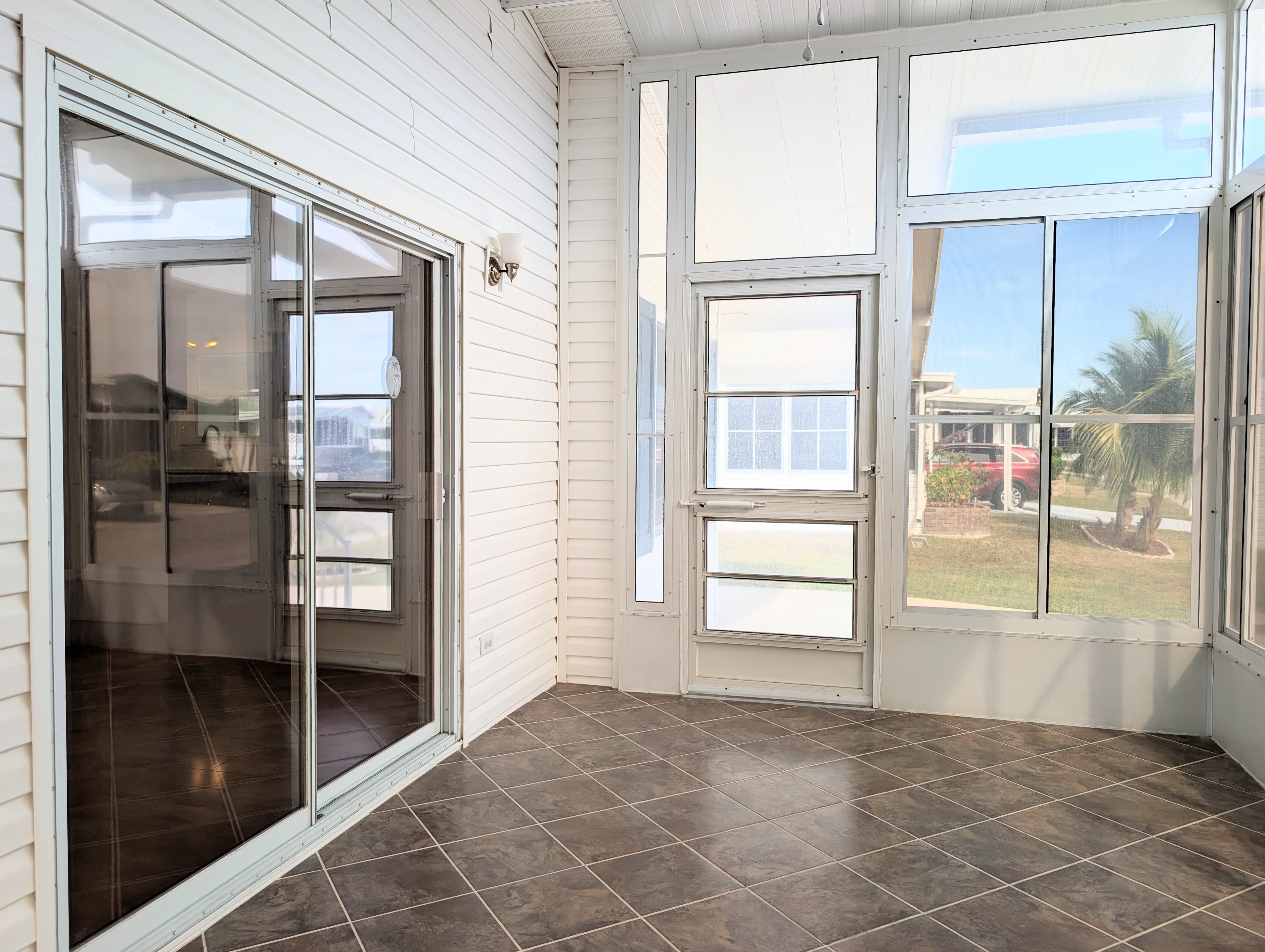 136 Begonia Terrace, Parrish, Florida 34219, 2 Bedrooms Bedrooms, ,2 BathroomsBathrooms,55-Plus Mobile Home,For Sale,Begonia Terrace,4254