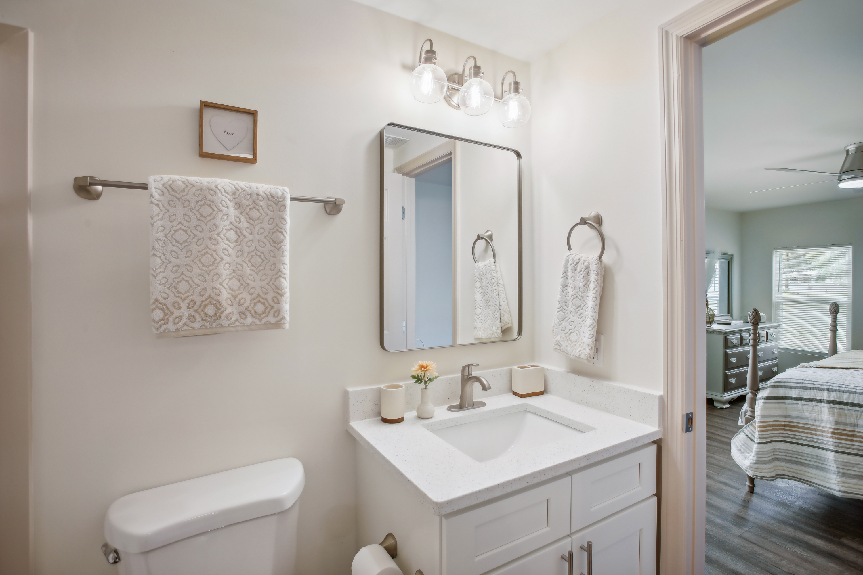 204 Meadow Brook Ln, Plant City, Florida 33563, 2 Bedrooms Bedrooms, ,2 BathroomsBathrooms,55-Plus Mobile Home,For Sale,Meadow Brook Ln,4255