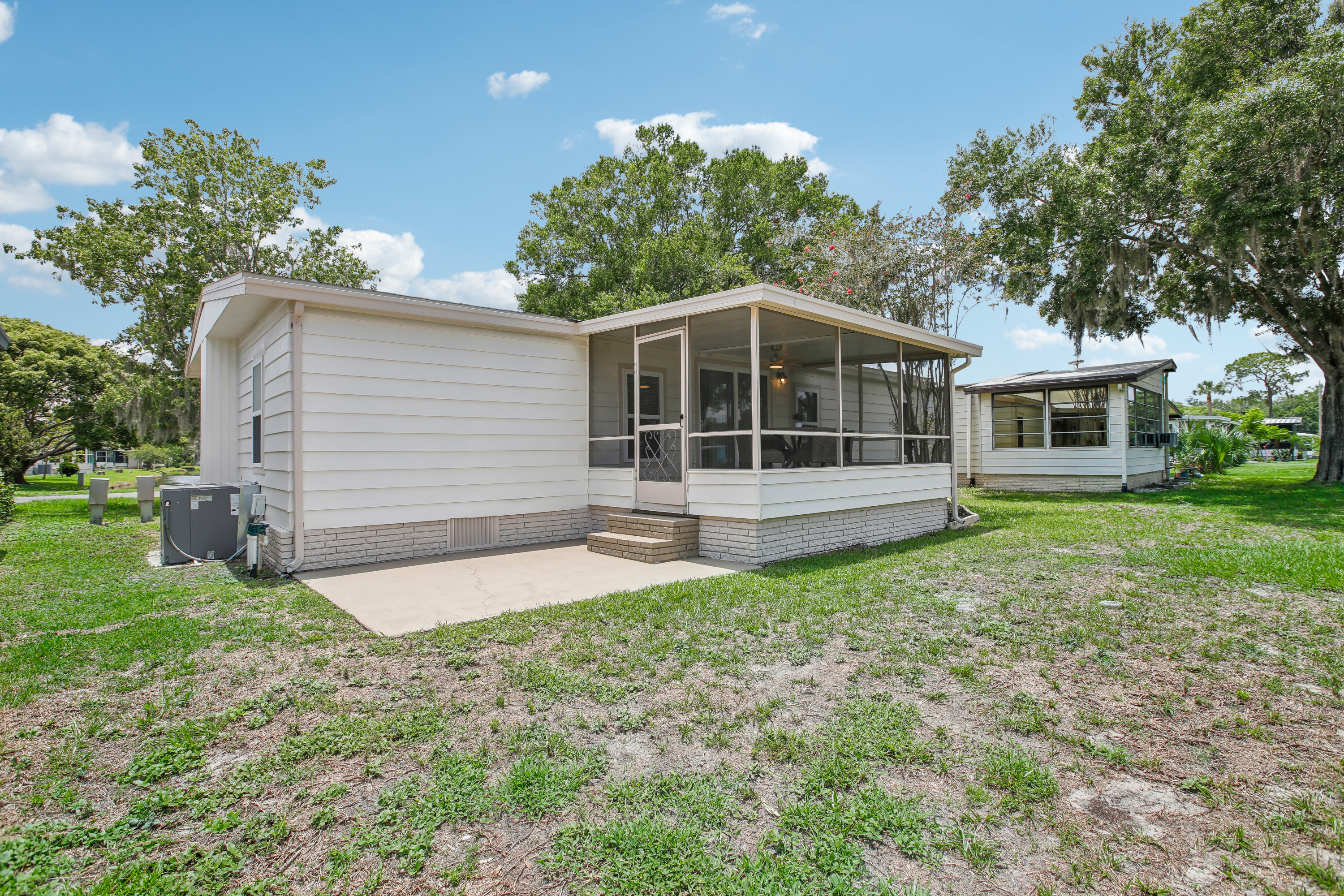 204 Meadow Brook Ln, Plant City, Florida 33563, 2 Bedrooms Bedrooms, ,2 BathroomsBathrooms,55-Plus Mobile Home,For Sale,Meadow Brook Ln,4255