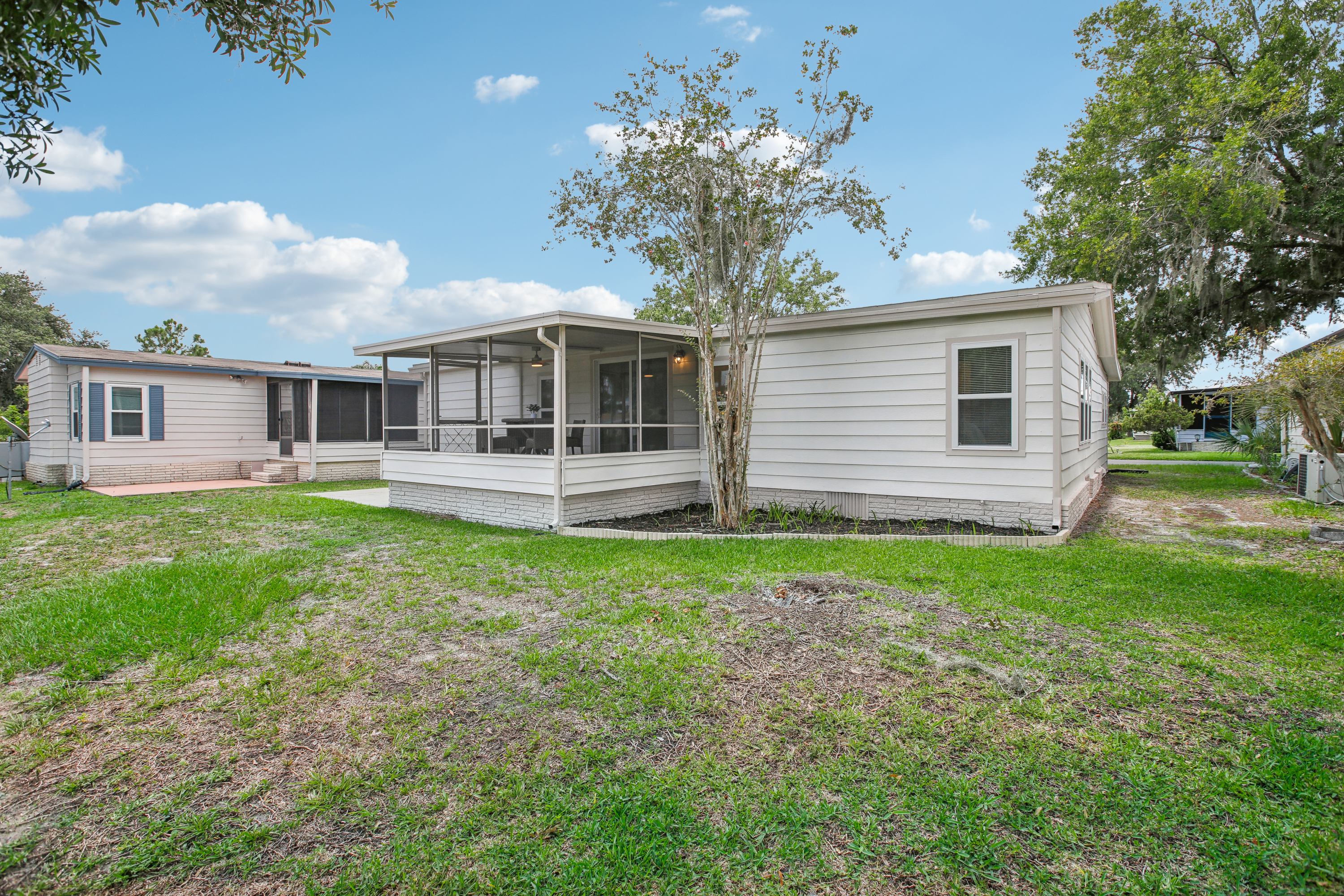 204 Meadow Brook Ln, Plant City, Florida 33563, 2 Bedrooms Bedrooms, ,2 BathroomsBathrooms,55-Plus Mobile Home,For Sale,Meadow Brook Ln,4255