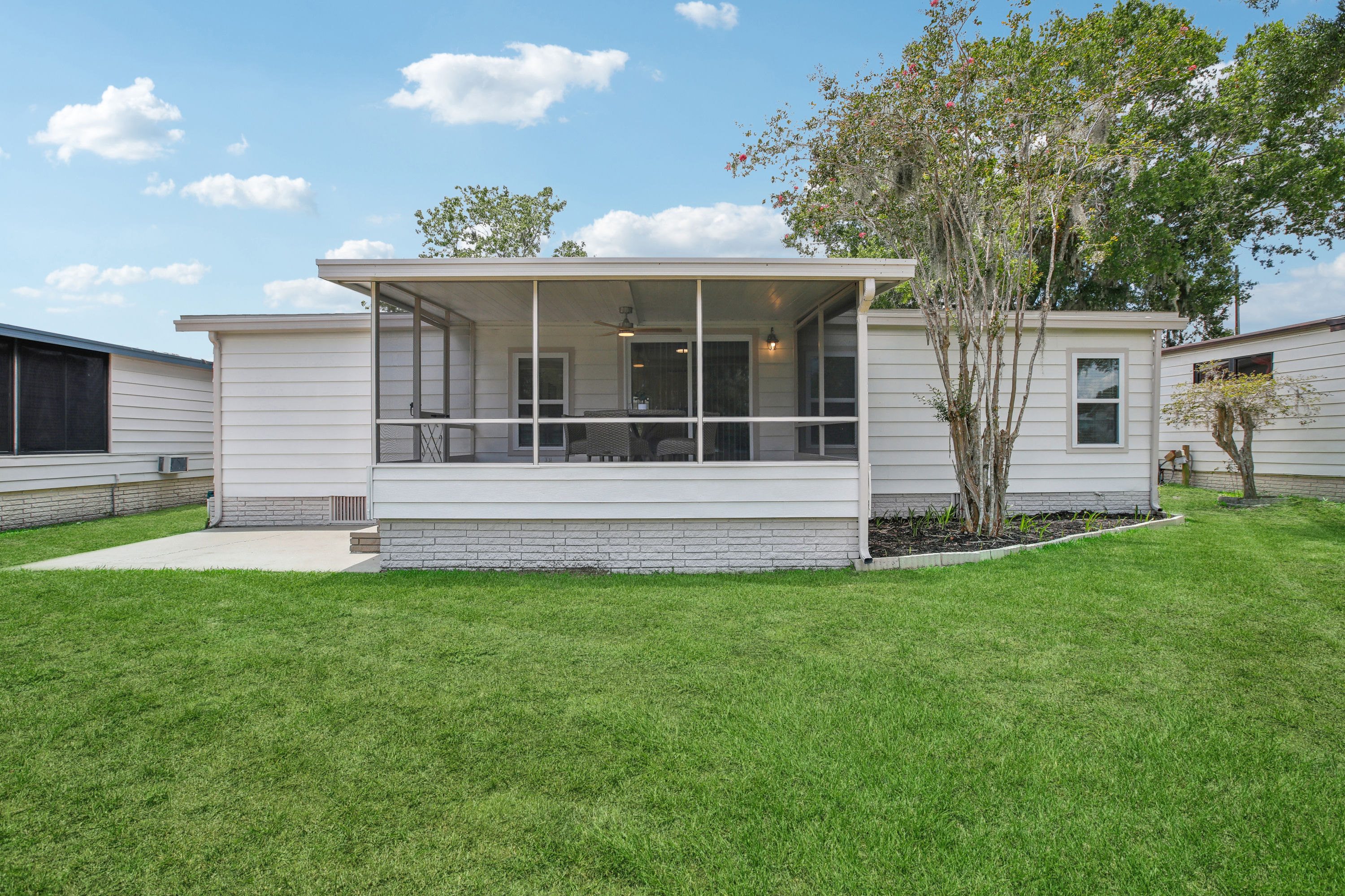 204 Meadow Brook Ln, Plant City, Florida 33563, 2 Bedrooms Bedrooms, ,2 BathroomsBathrooms,55-Plus Mobile Home,For Sale,Meadow Brook Ln,4255