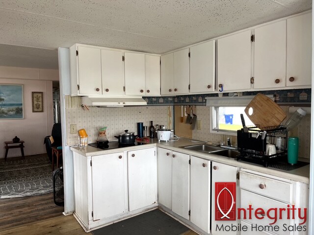 174 Jeff St, Lakeland, Florida 33815, 2 Bedrooms Bedrooms, ,1 BathroomBathrooms,55-Plus Mobile Home,For Sale,Jeff St,4257