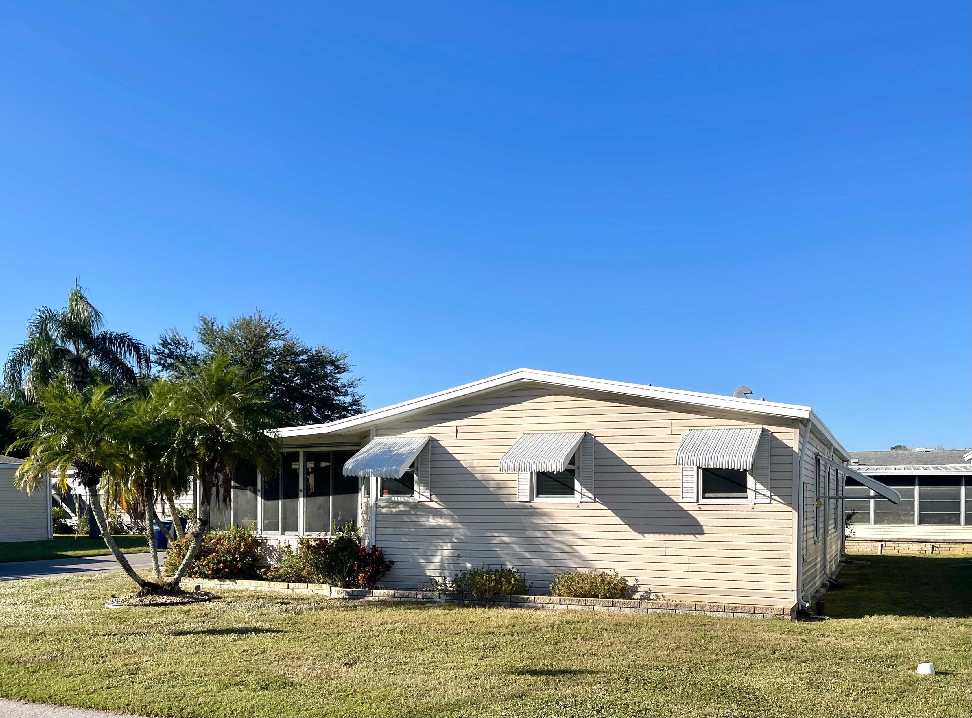 4742 12th St Ct E, Bradenton, Florida 34203, 2 Bedrooms Bedrooms, ,2 BathroomsBathrooms,55-Plus Mobile Home,For Sale,12th St Ct E,4260