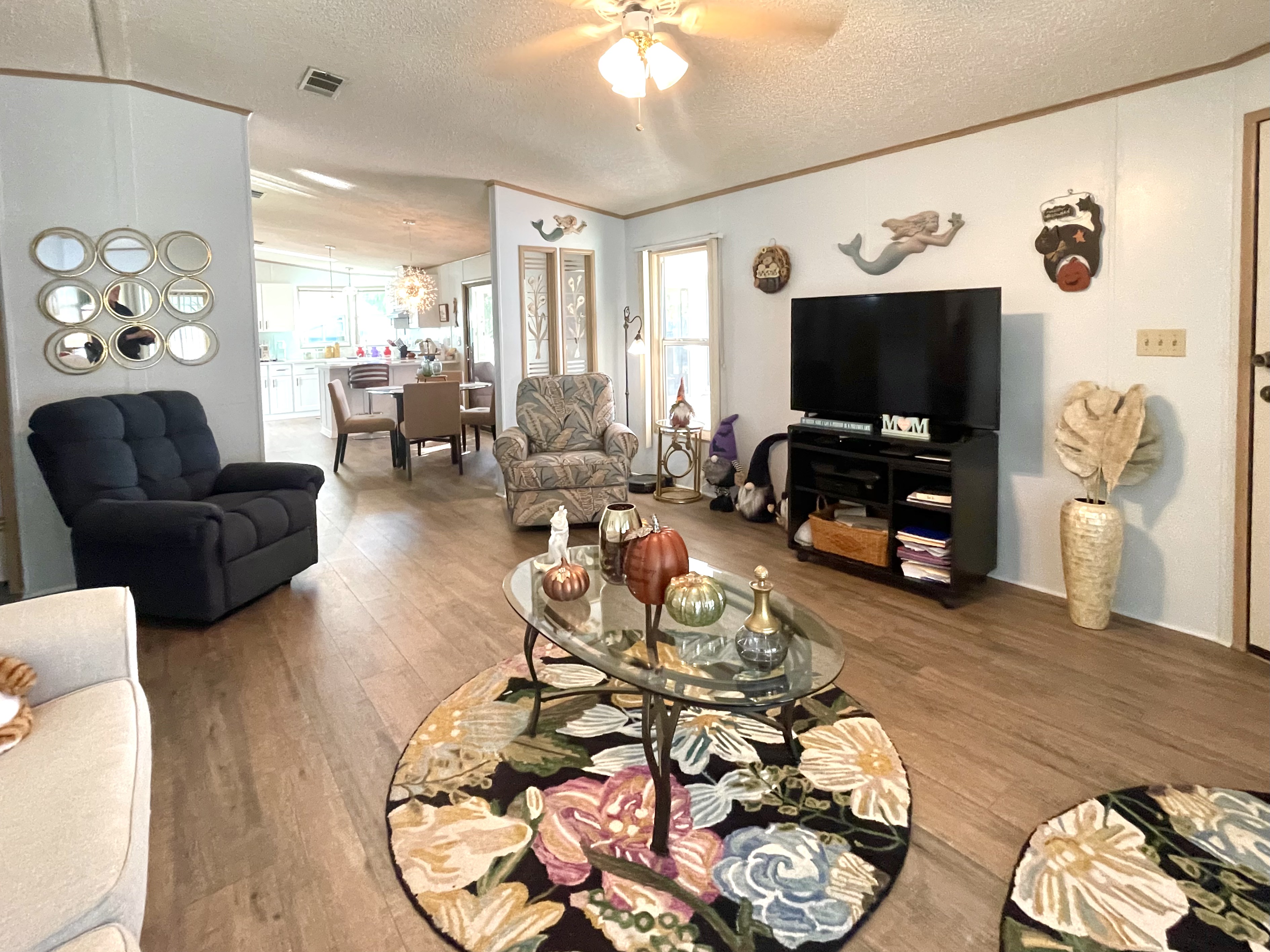 4742 12th St Ct E, Bradenton, Florida 34203, 2 Bedrooms Bedrooms, ,2 BathroomsBathrooms,55-Plus Mobile Home,For Sale,12th St Ct E,4260