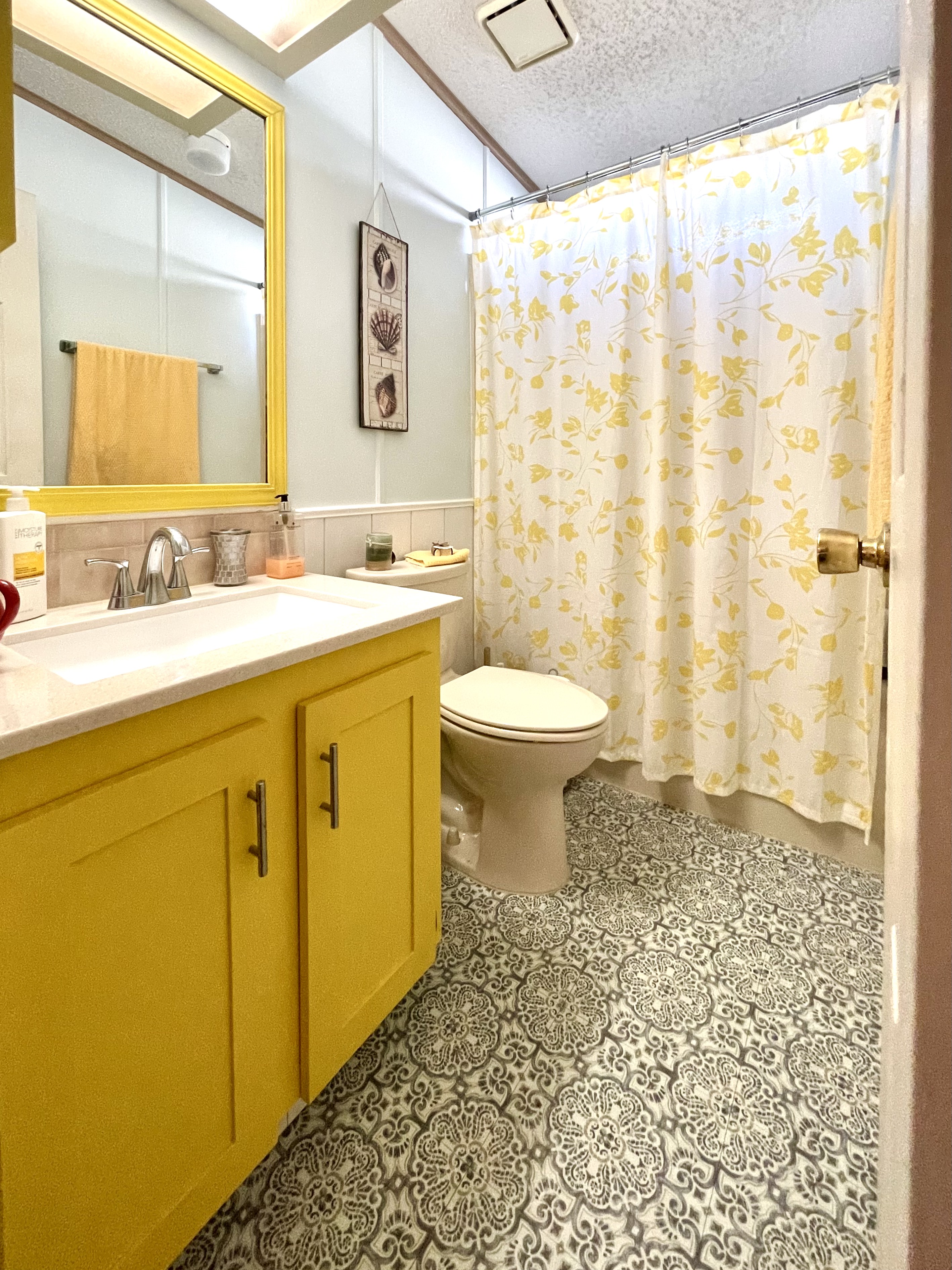 4742 12th St Ct E, Bradenton, Florida 34203, 2 Bedrooms Bedrooms, ,2 BathroomsBathrooms,55-Plus Mobile Home,For Sale,12th St Ct E,4260