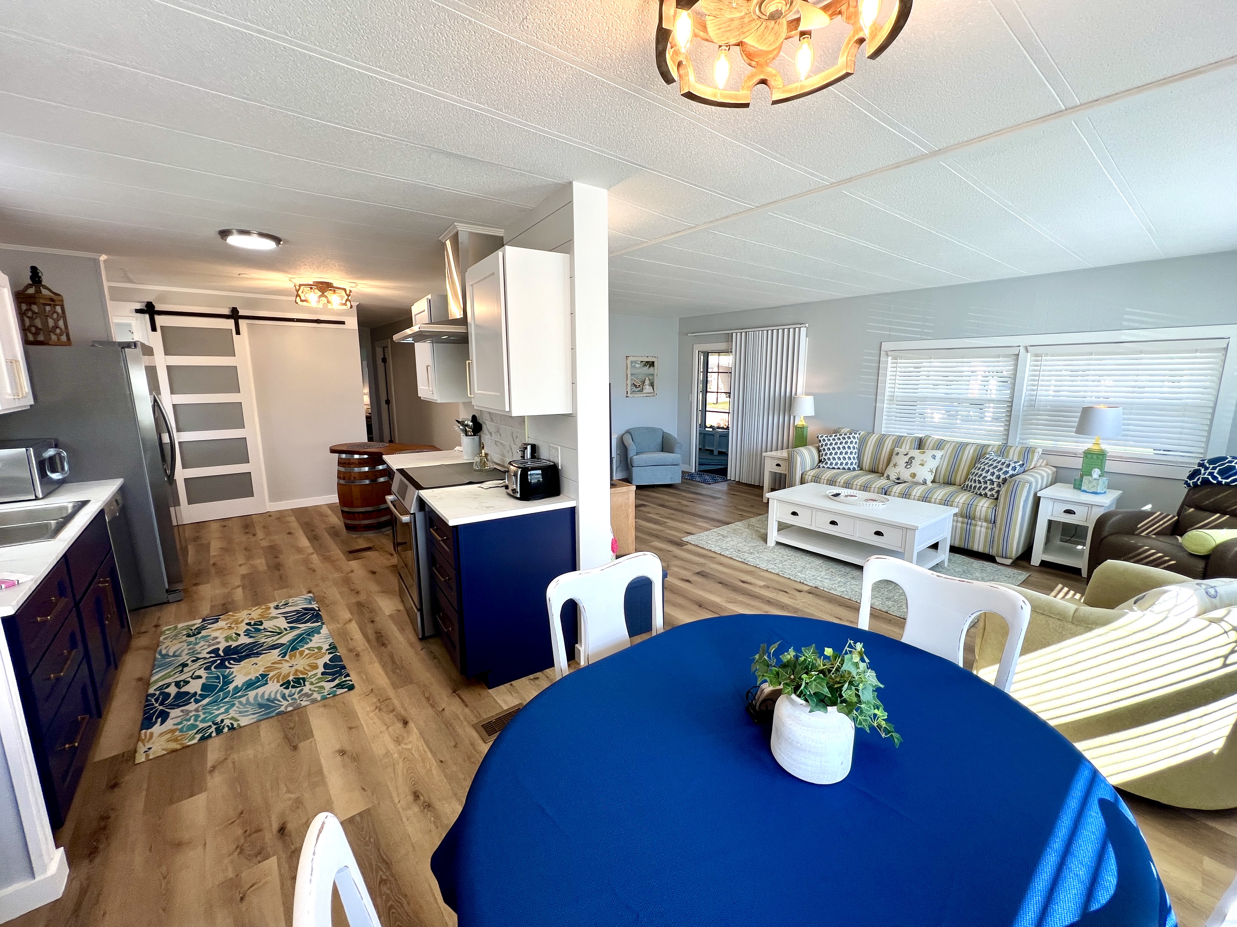 484 Flamingo Lane, Ellenton, Florida 34222, 2 Bedrooms Bedrooms, ,2 BathroomsBathrooms,55-Plus Mobile Home,For Rent,Flamingo Lane,4262