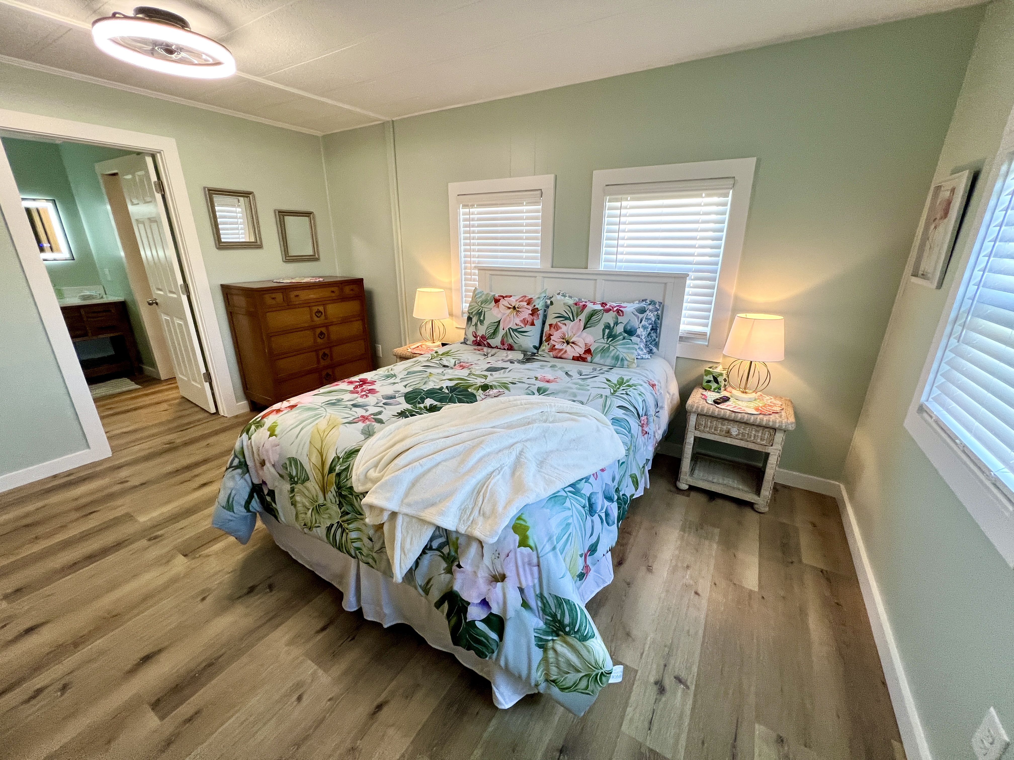 484 Flamingo Lane, Ellenton, Florida 34222, 2 Bedrooms Bedrooms, ,2 BathroomsBathrooms,55-Plus Mobile Home,For Rent,Flamingo Lane,4262