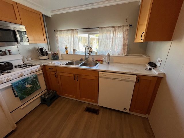 2419 Gulf to Bay Blvd, Lot 817, Clearwater, Florida 33765, 2 Bedrooms Bedrooms, ,2 BathroomsBathrooms,55-Plus Mobile Home,For Sale,Gulf to Bay Blvd, Lot 817,4265