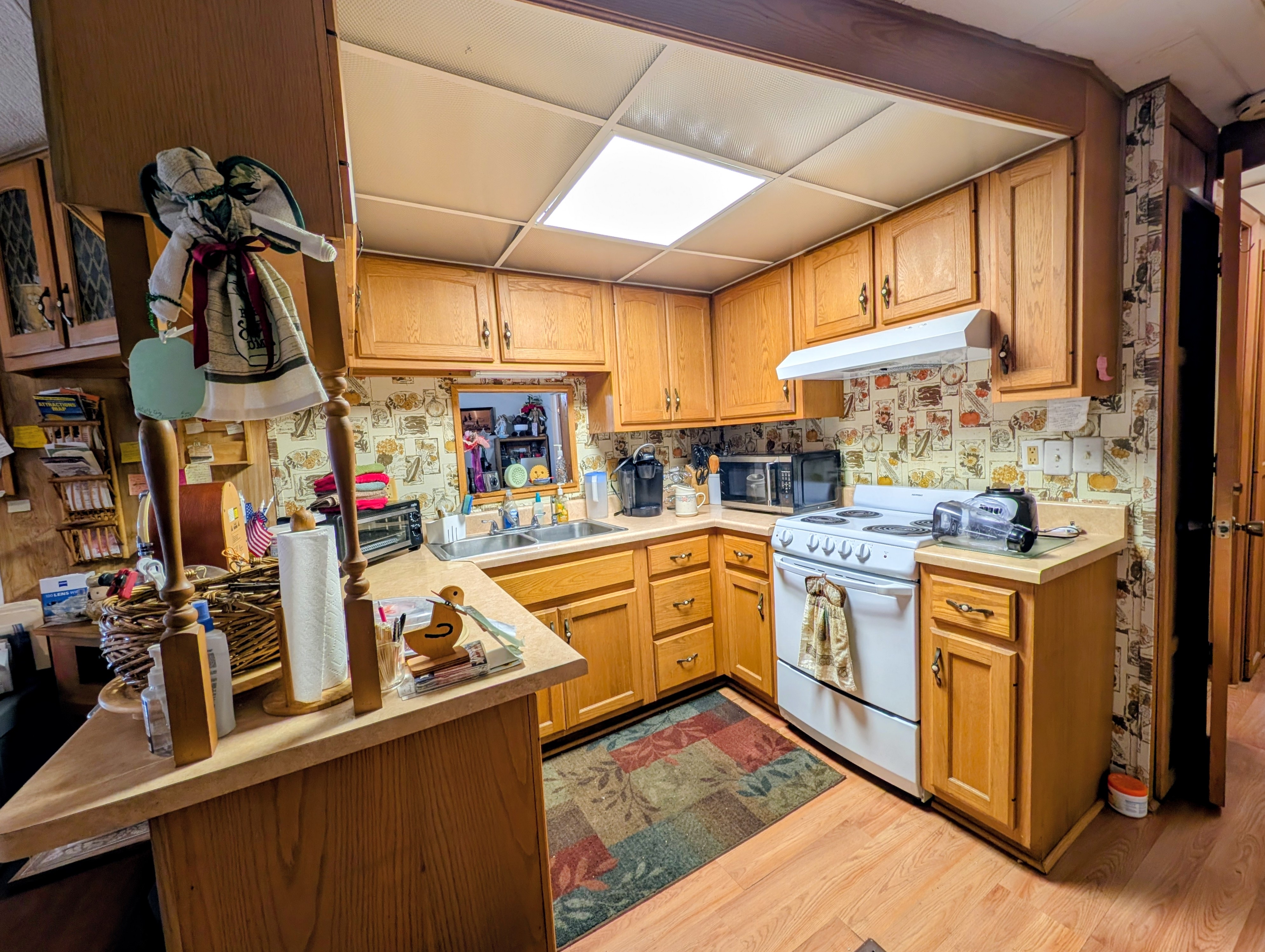 5017 Buccaneer Bay Court, Ruskin, Florida 33570, 2 Bedrooms Bedrooms, ,1 BathroomBathrooms,55-Plus Mobile Home,For Sale,Buccaneer Bay Court,4276