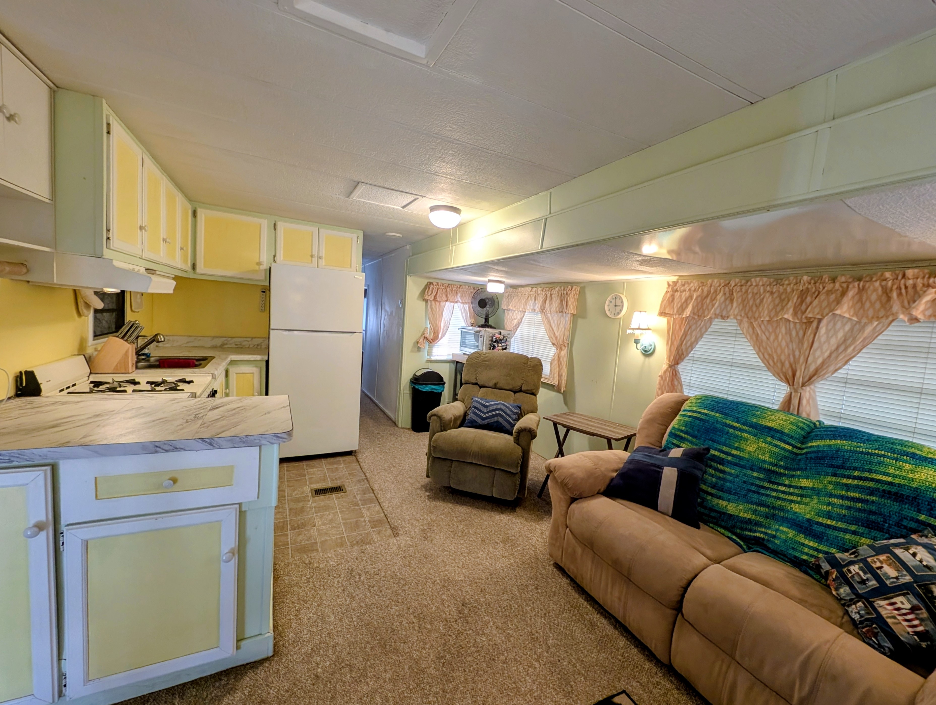 6223 Carl Shepard Drive, Ruskin, Florida 33570, 1 Bedroom Bedrooms, ,1 BathroomBathrooms,55-Plus Mobile Home,For Sale,Carl Shepard Drive,4277