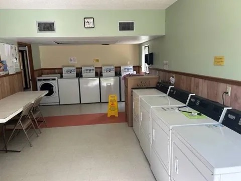 6223 Carl Shepard Drive, Ruskin, Florida 33570, 1 Bedroom Bedrooms, ,1 BathroomBathrooms,55-Plus Mobile Home,For Sale,Carl Shepard Drive,4277