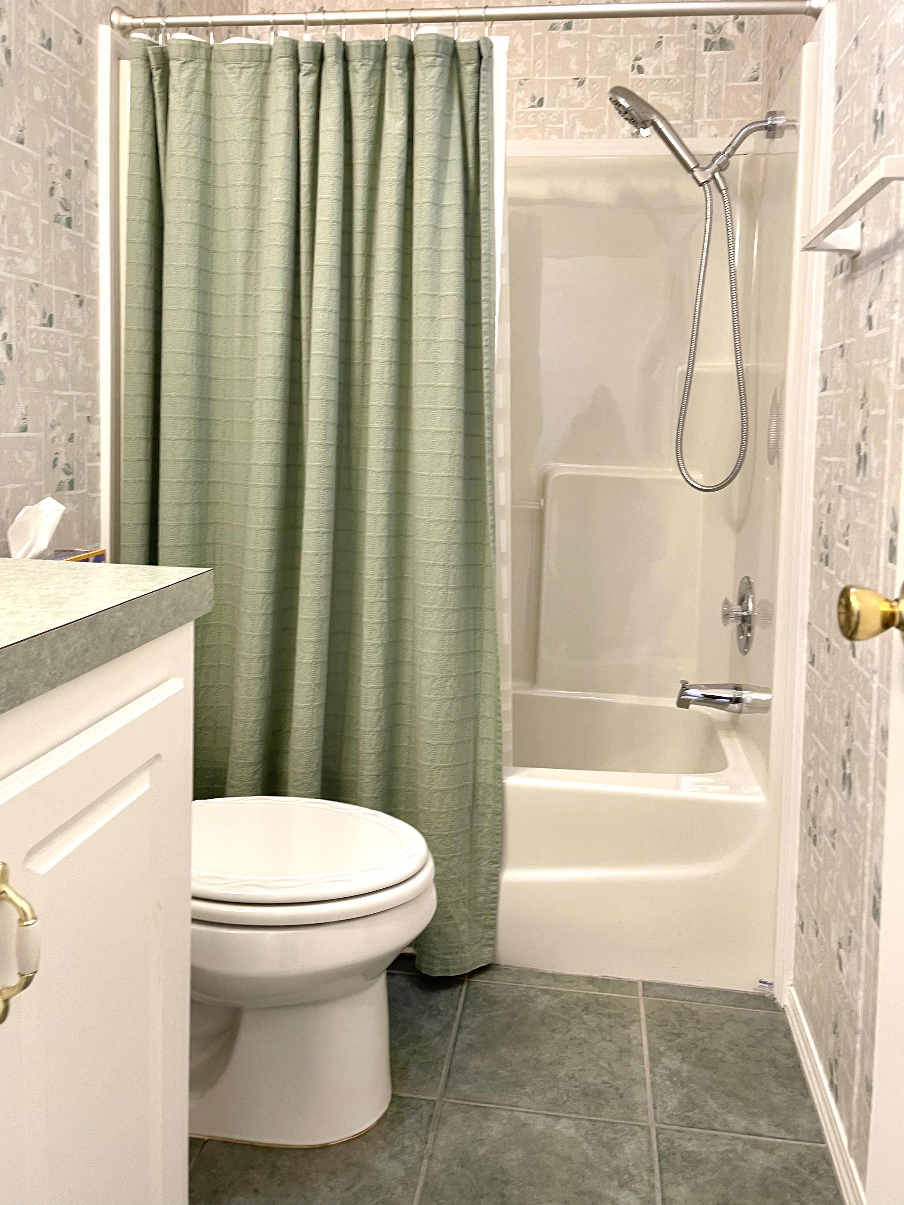 8604 26th Drive E, Palmetto, Florida 34221, 2 Bedrooms Bedrooms, ,2 BathroomsBathrooms,55-Plus Mobile Home,For Sale,26th Drive E,4280