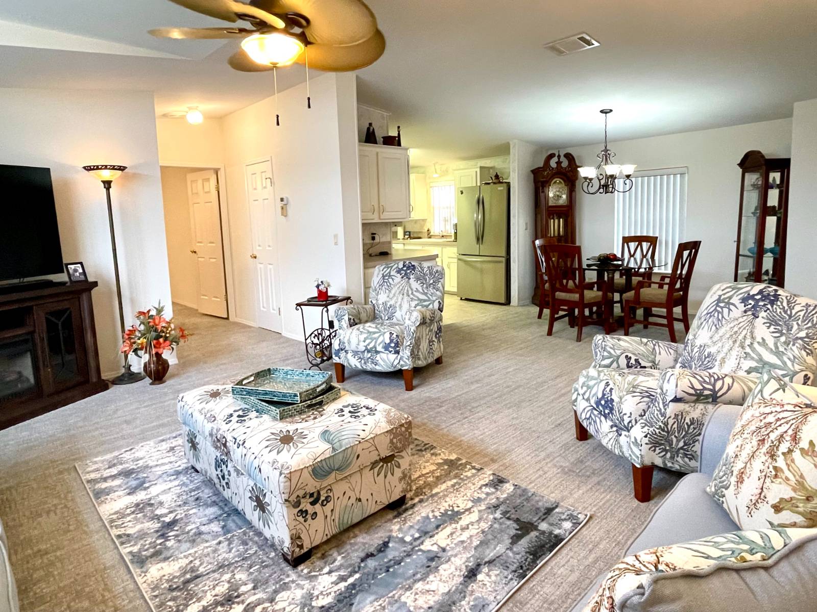 8604 26th Drive E, Palmetto, Florida 34221, 2 Bedrooms Bedrooms, ,2 BathroomsBathrooms,55-Plus Mobile Home,For Sale,26th Drive E,4280