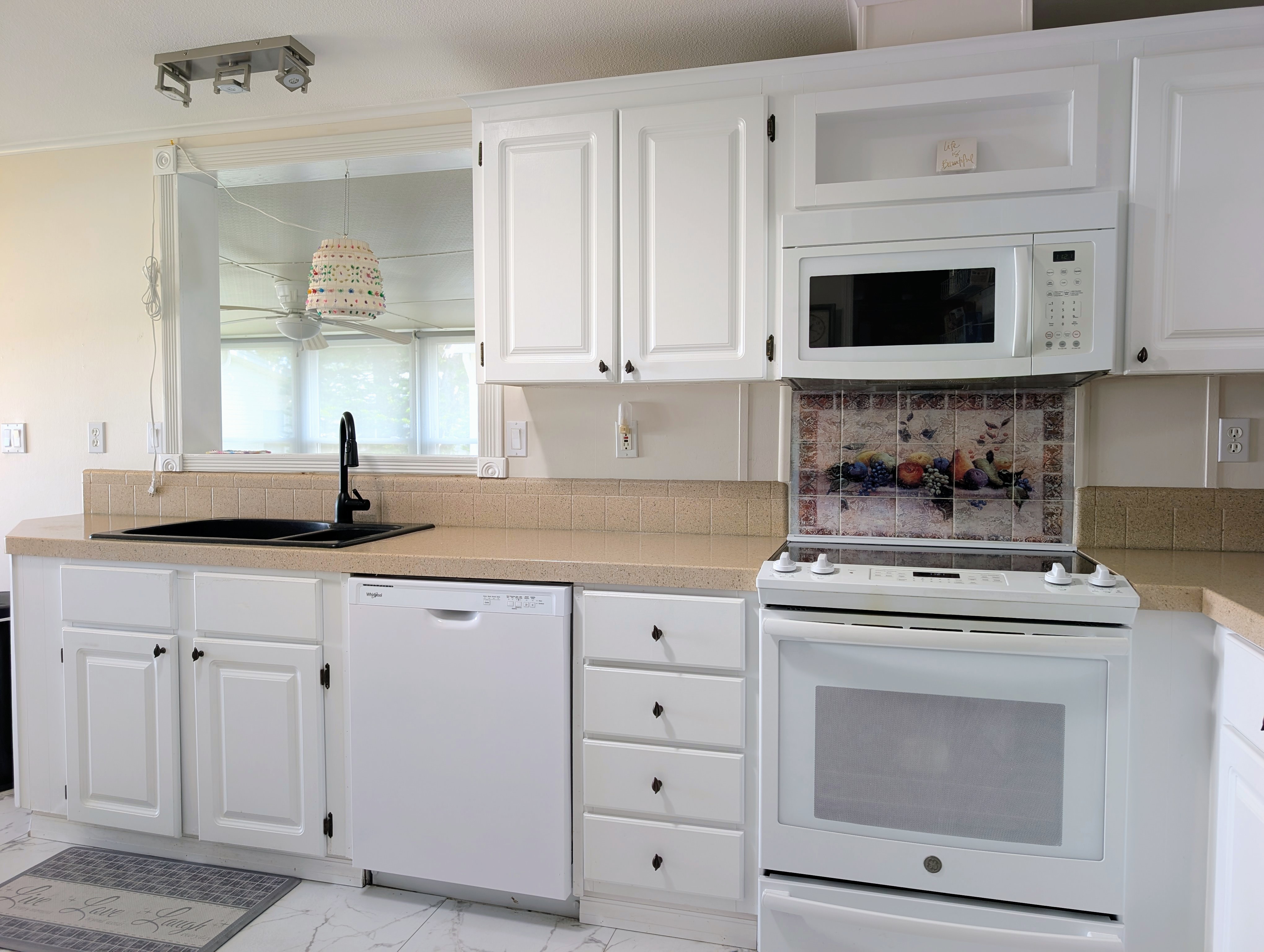 9910 Suncrest St, Parrish, Florida 34219, 3 Bedrooms Bedrooms, ,2 BathroomsBathrooms,55-Plus Mobile Home,For Sale,Suncrest St,4281