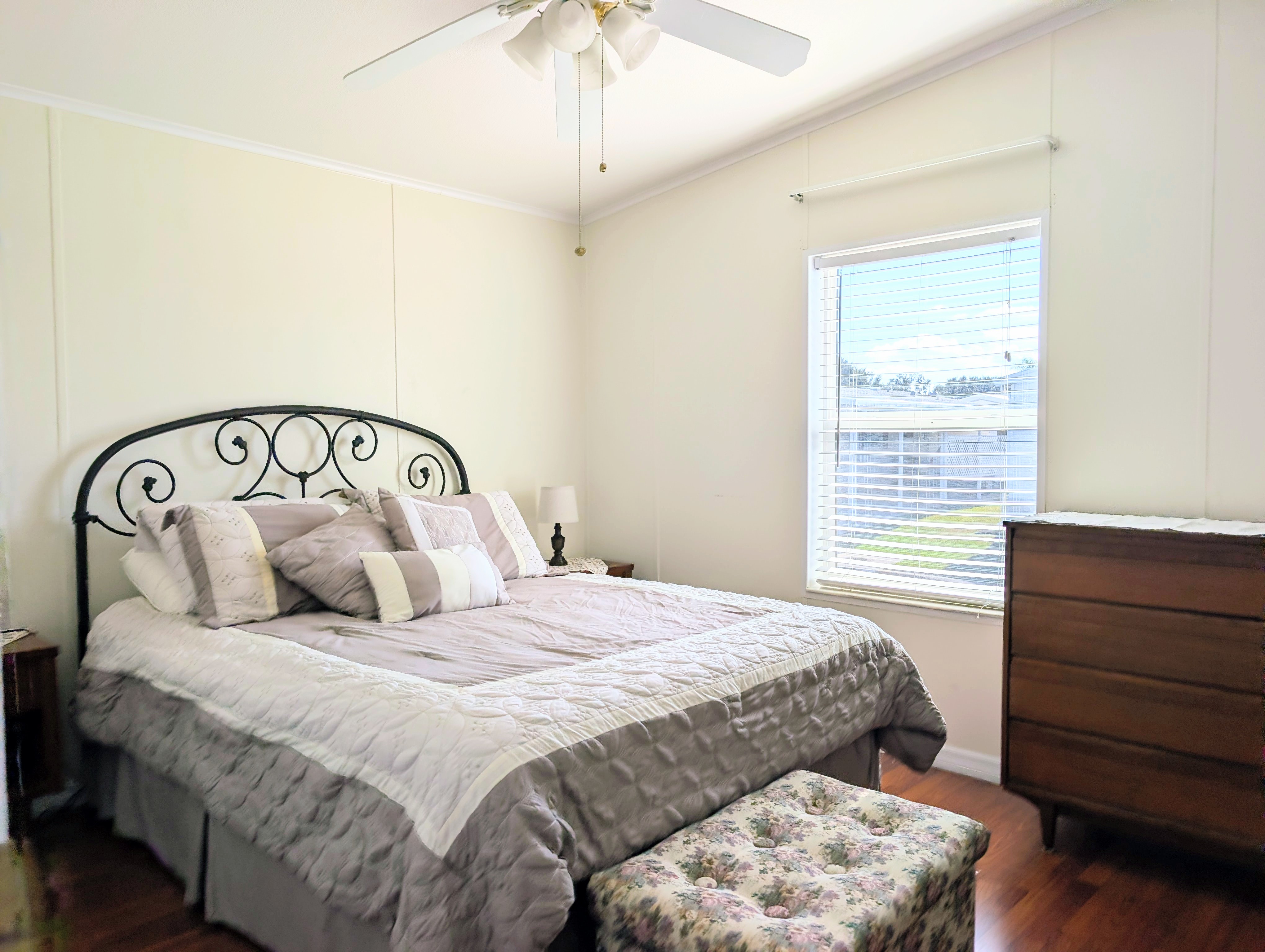 9910 Suncrest St, Parrish, Florida 34219, 3 Bedrooms Bedrooms, ,2 BathroomsBathrooms,55-Plus Mobile Home,For Sale,Suncrest St,4281