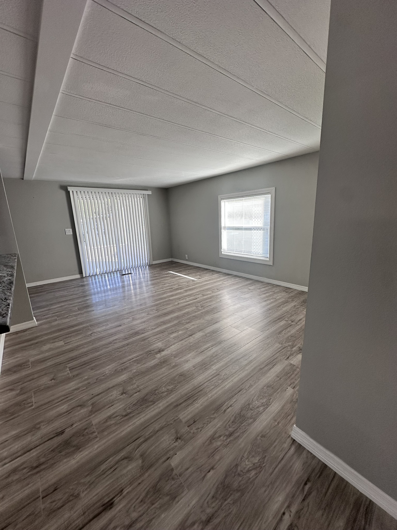 6011 Madeira Avenue, New Port Richey, Florida 34653, 2 Bedrooms Bedrooms, ,2 BathroomsBathrooms,55-Plus Mobile Home,For Sale,Madeira Avenue,4282