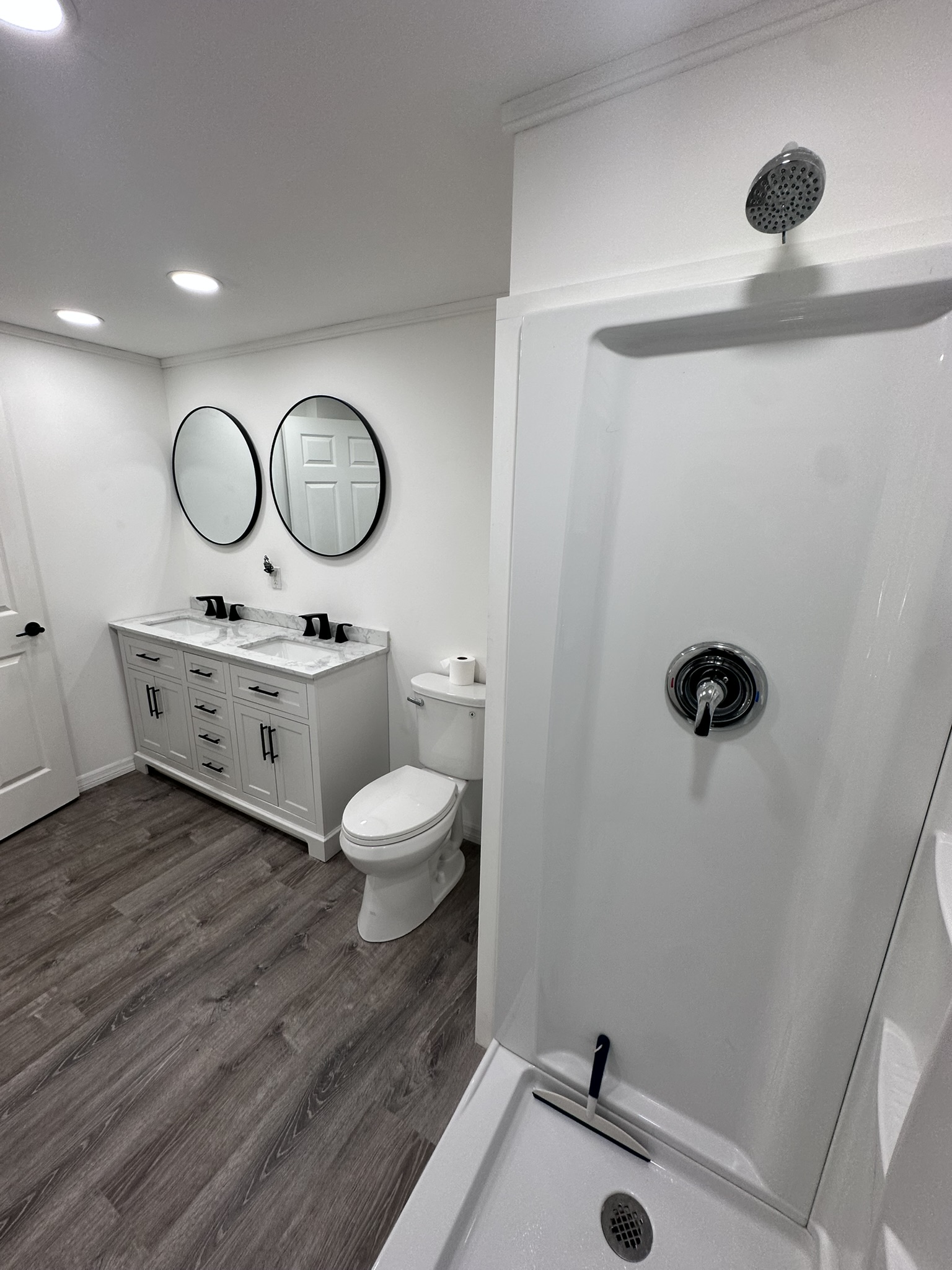 6011 Madeira Avenue, New Port Richey, Florida 34653, 2 Bedrooms Bedrooms, ,2 BathroomsBathrooms,55-Plus Mobile Home,For Sale,Madeira Avenue,4282