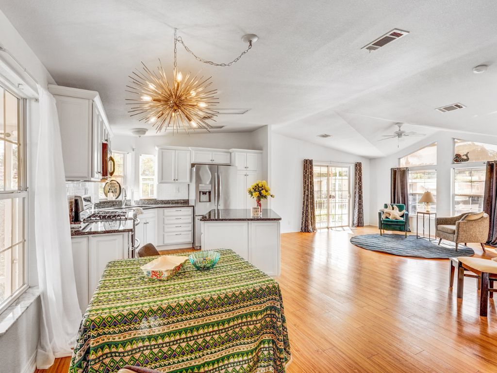 620 57th Avenue W, Lot J3, Bradenton, Florida 34207, 2 Bedrooms Bedrooms, ,2 BathroomsBathrooms,55-Plus Mobile Home,For Sale,57th Avenue W, Lot J3,4283