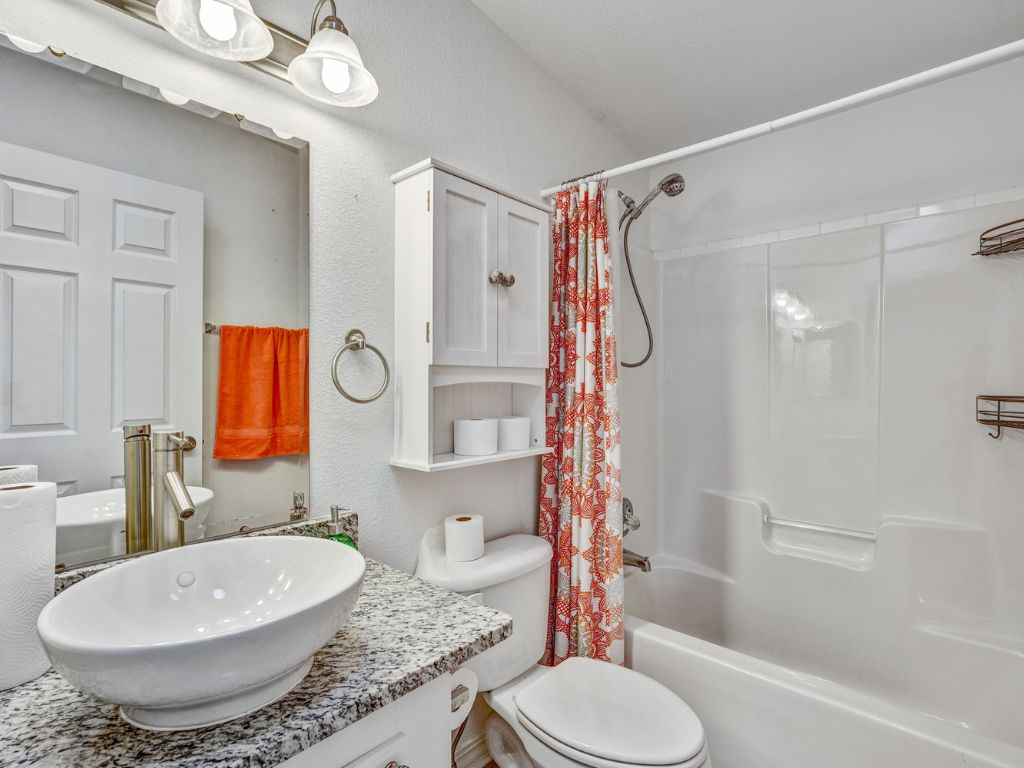 620 57th Avenue W, Lot J3, Bradenton, Florida 34207, 2 Bedrooms Bedrooms, ,2 BathroomsBathrooms,55-Plus Mobile Home,For Sale,57th Avenue W, Lot J3,4283