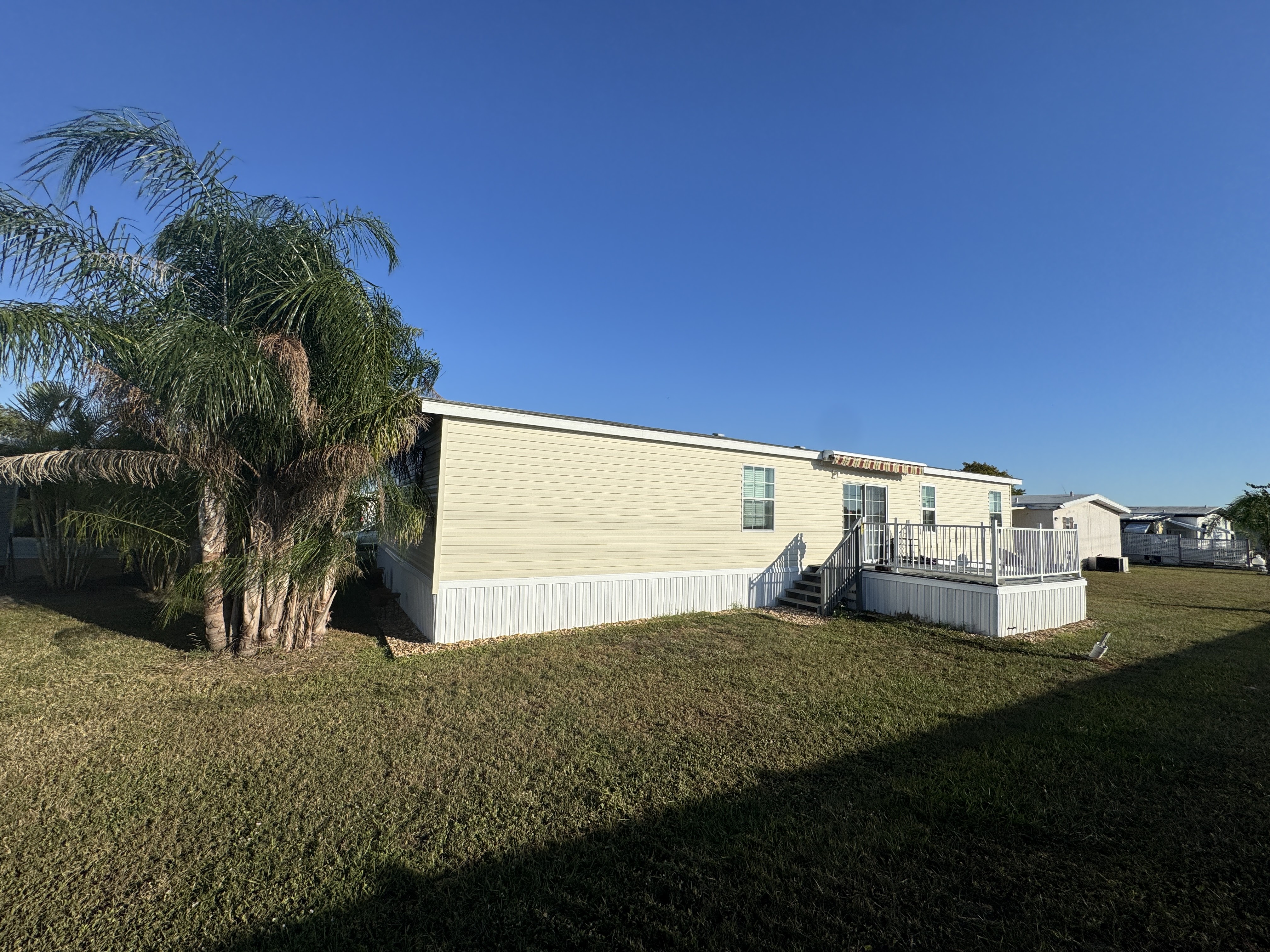 3081 Bay Oaks Dr, Sarasota, Florida 34234, 2 Bedrooms Bedrooms, ,2 BathroomsBathrooms,55-Plus Mobile Home,For Sale,Bay Oaks Dr,4284