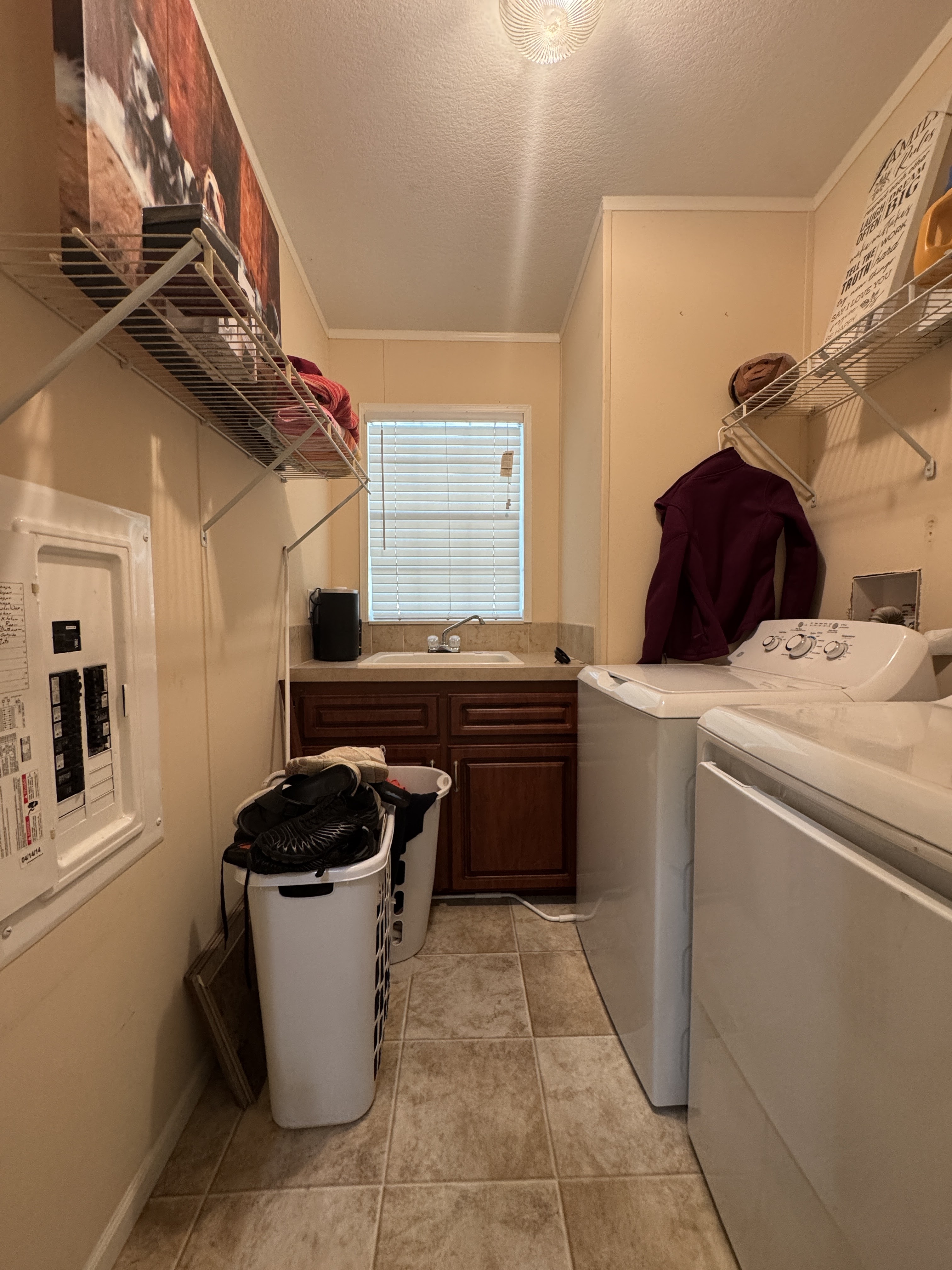 3081 Bay Oaks Dr, Sarasota, Florida 34234, 2 Bedrooms Bedrooms, ,2 BathroomsBathrooms,55-Plus Mobile Home,For Sale,Bay Oaks Dr,4284