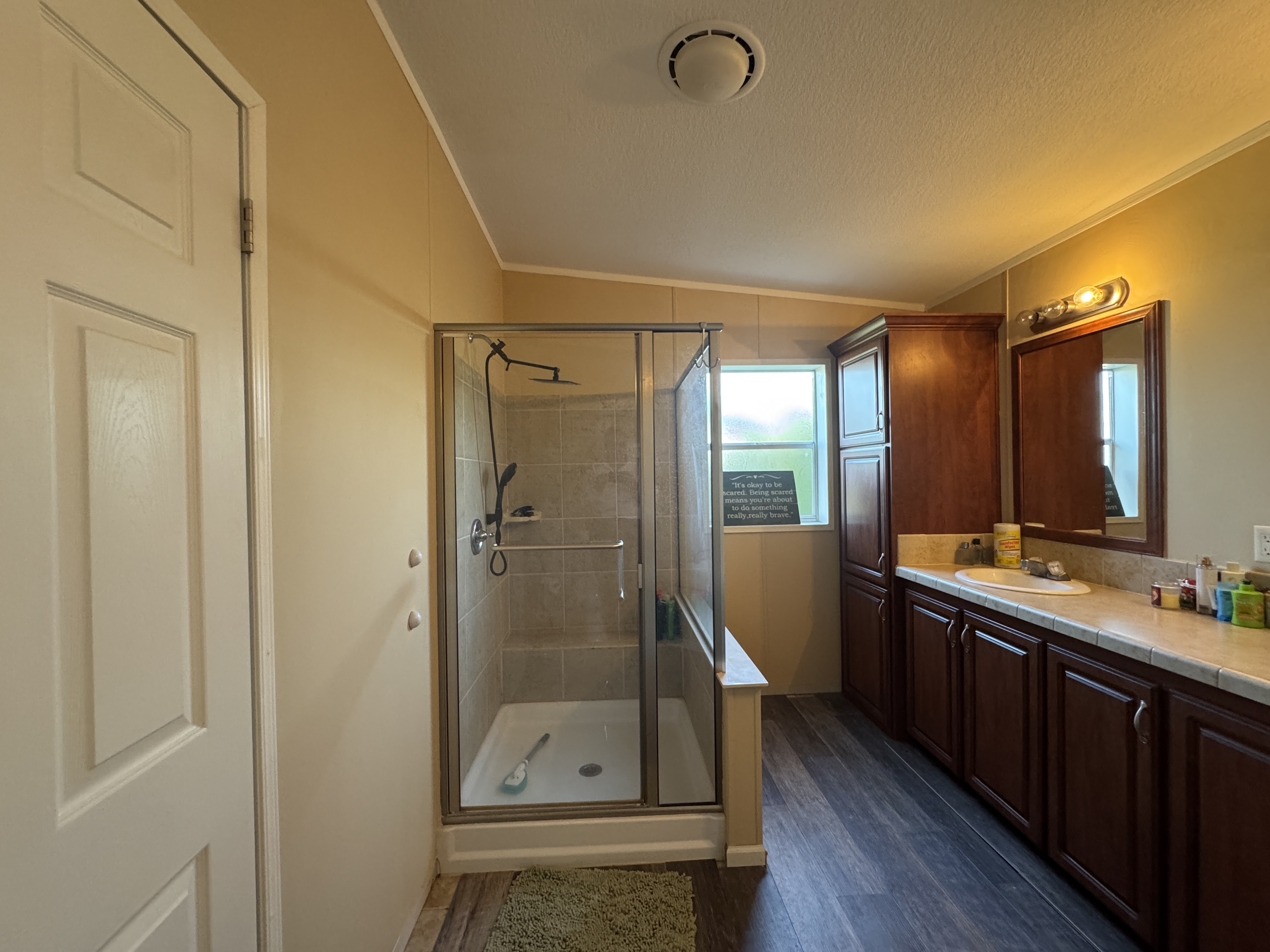 3081 Bay Oaks Dr, Sarasota, Florida 34234, 2 Bedrooms Bedrooms, ,2 BathroomsBathrooms,55-Plus Mobile Home,For Sale,Bay Oaks Dr,4284