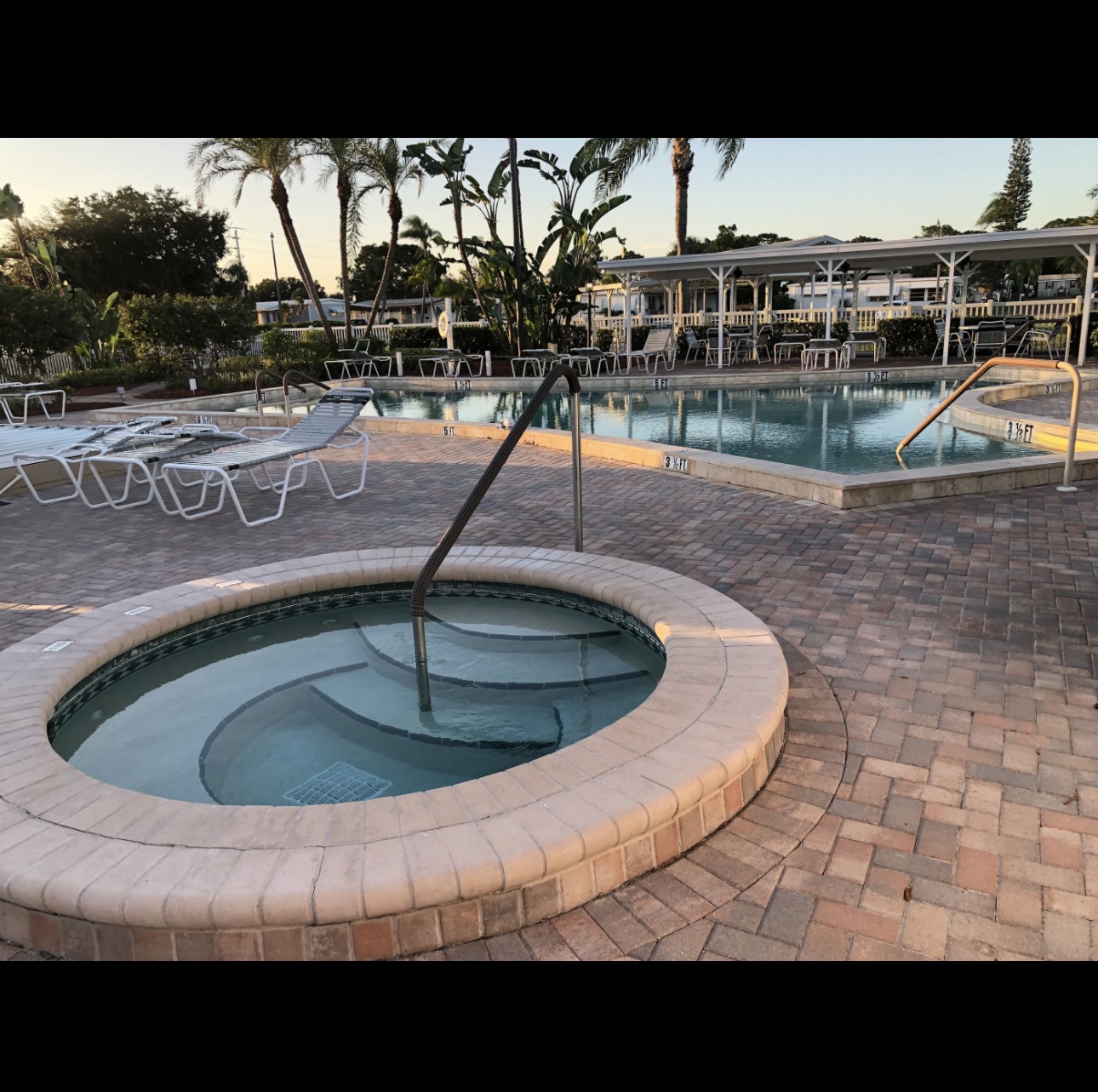 3081 Bay Oaks Dr, Sarasota, Florida 34234, 2 Bedrooms Bedrooms, ,2 BathroomsBathrooms,55-Plus Mobile Home,For Sale,Bay Oaks Dr,4284