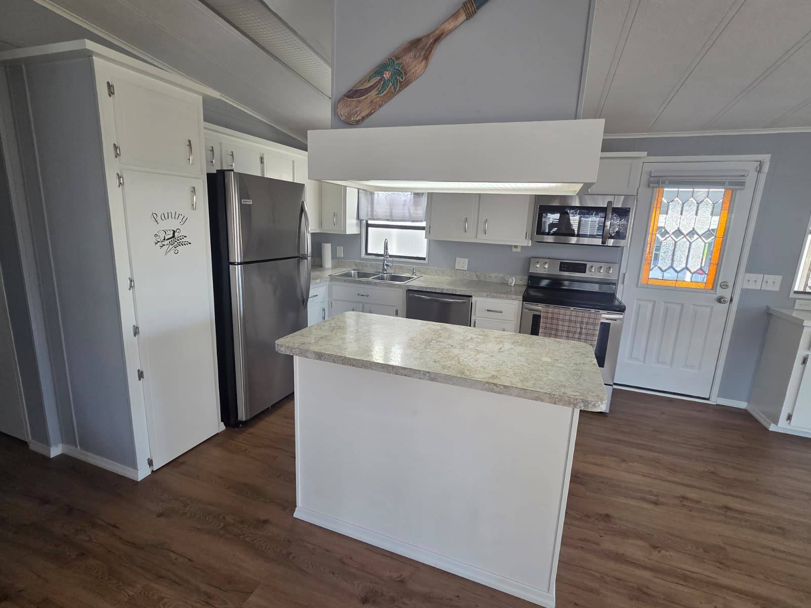 5200 28th St N, Lot 637, St Petersburg, Florida 33714, 2 Bedrooms Bedrooms, ,2 BathroomsBathrooms,55-Plus Mobile Home,For Sale,28th St N, Lot 637,4286