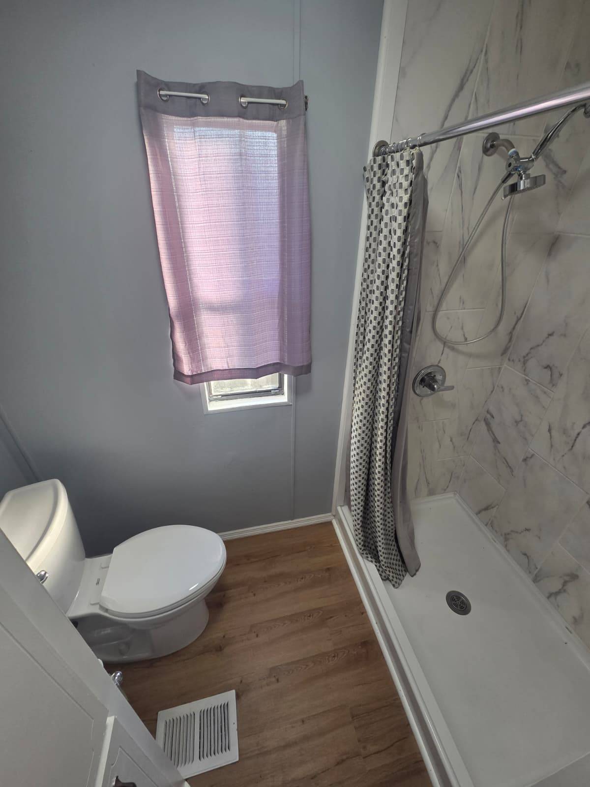 5200 28th St N, Lot 637, St Petersburg, Florida 33714, 2 Bedrooms Bedrooms, ,2 BathroomsBathrooms,55-Plus Mobile Home,For Sale,28th St N, Lot 637,4286