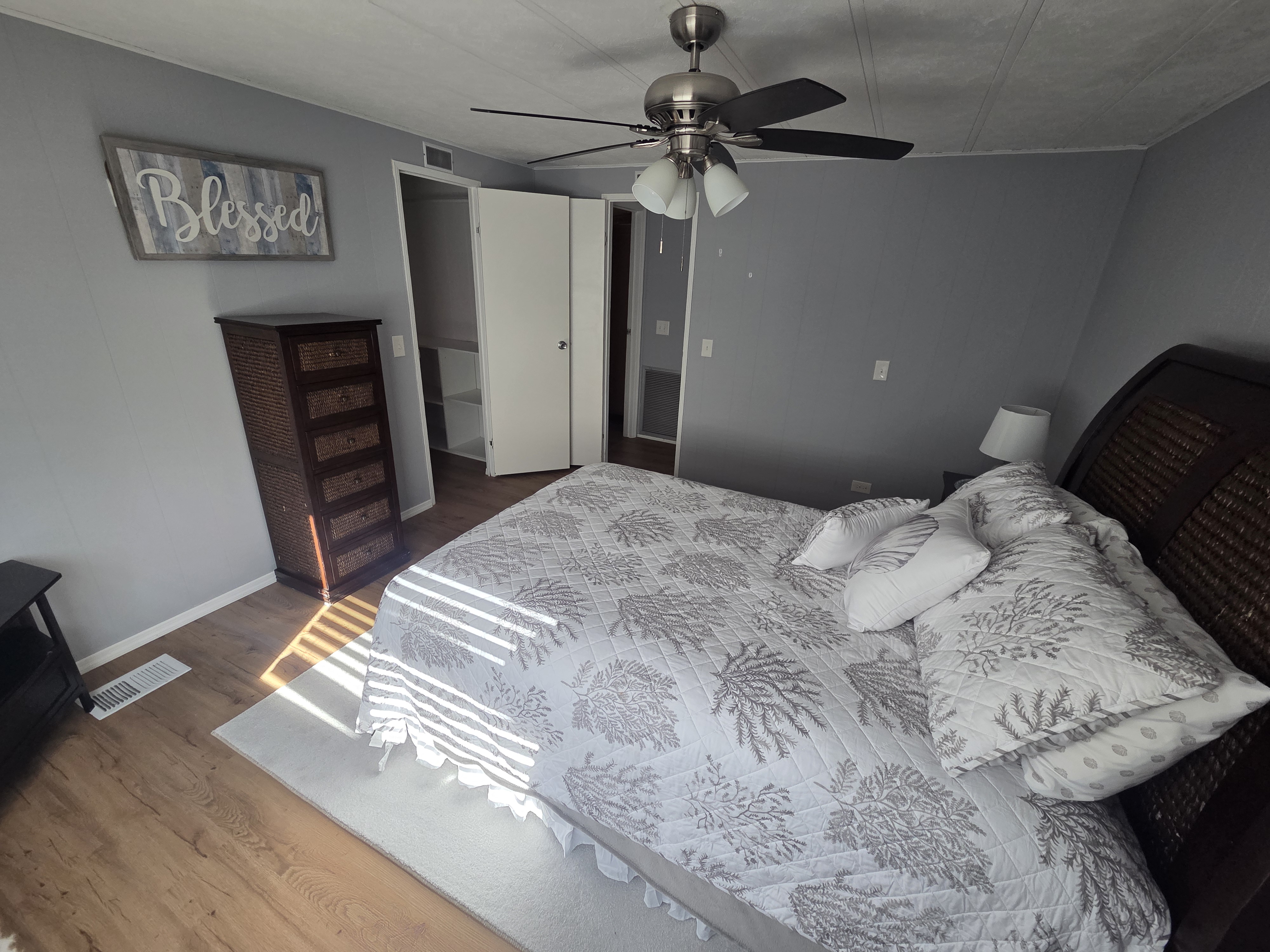 5200 28th St N, Lot 637, St Petersburg, Florida 33714, 2 Bedrooms Bedrooms, ,2 BathroomsBathrooms,55-Plus Mobile Home,For Sale,28th St N, Lot 637,4286