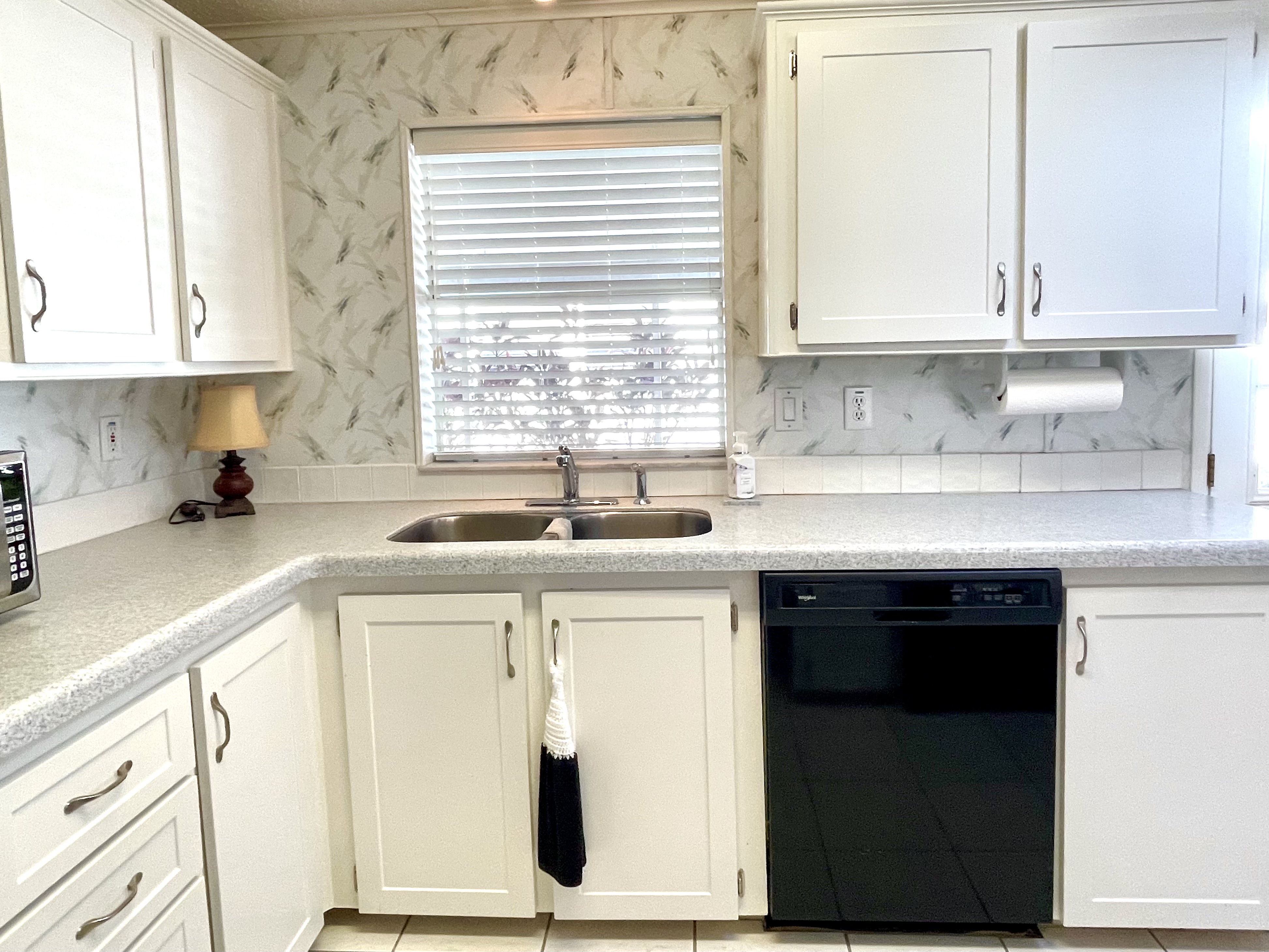 8607 27th Avenue E, Palmetto, Florida 34221, 2 Bedrooms Bedrooms, ,2 BathroomsBathrooms,55-Plus Mobile Home,For Sale,27th Avenue E,4290