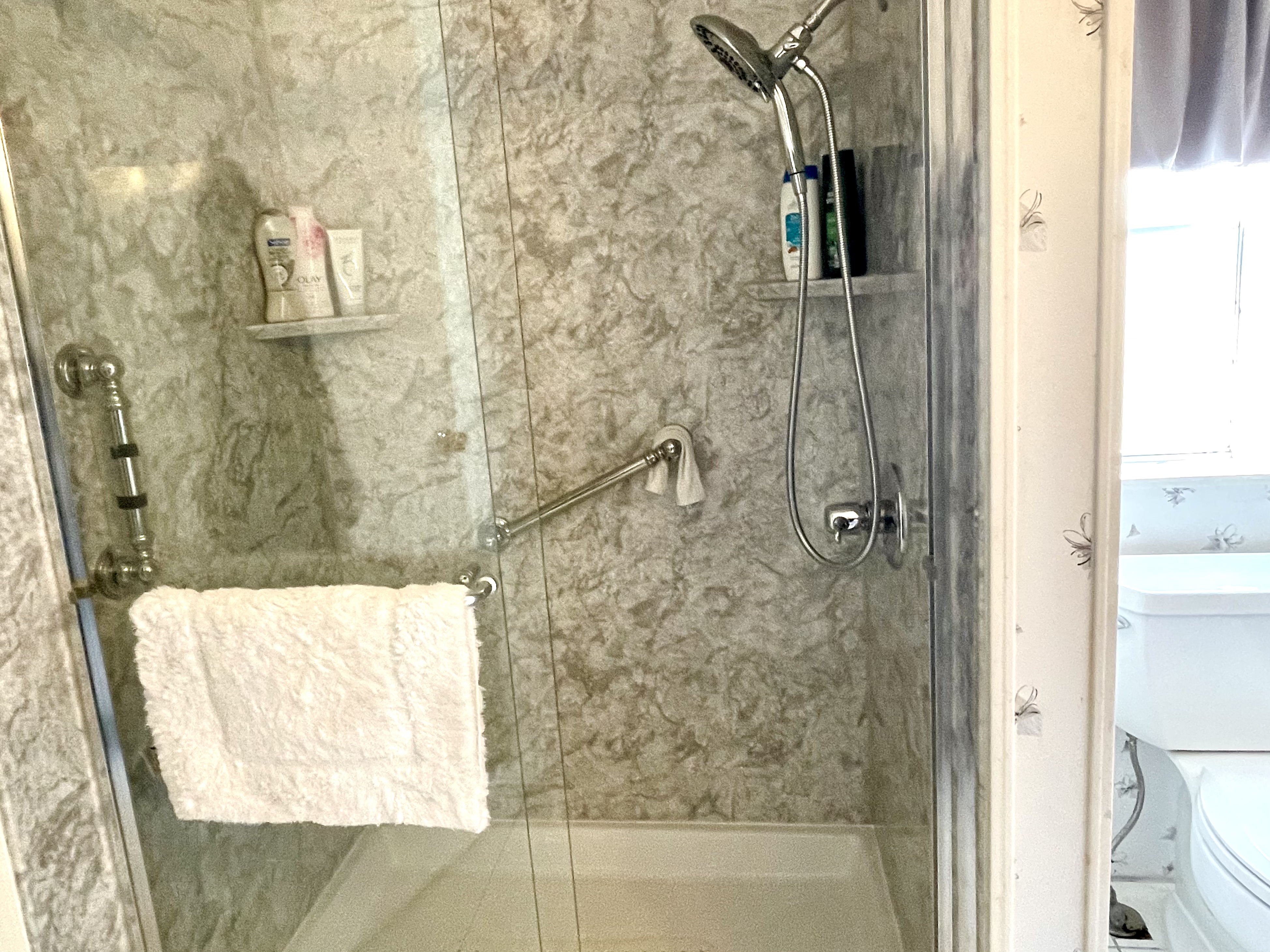 8607 27th Avenue E, Palmetto, Florida 34221, 2 Bedrooms Bedrooms, ,2 BathroomsBathrooms,55-Plus Mobile Home,For Sale,27th Avenue E,4290