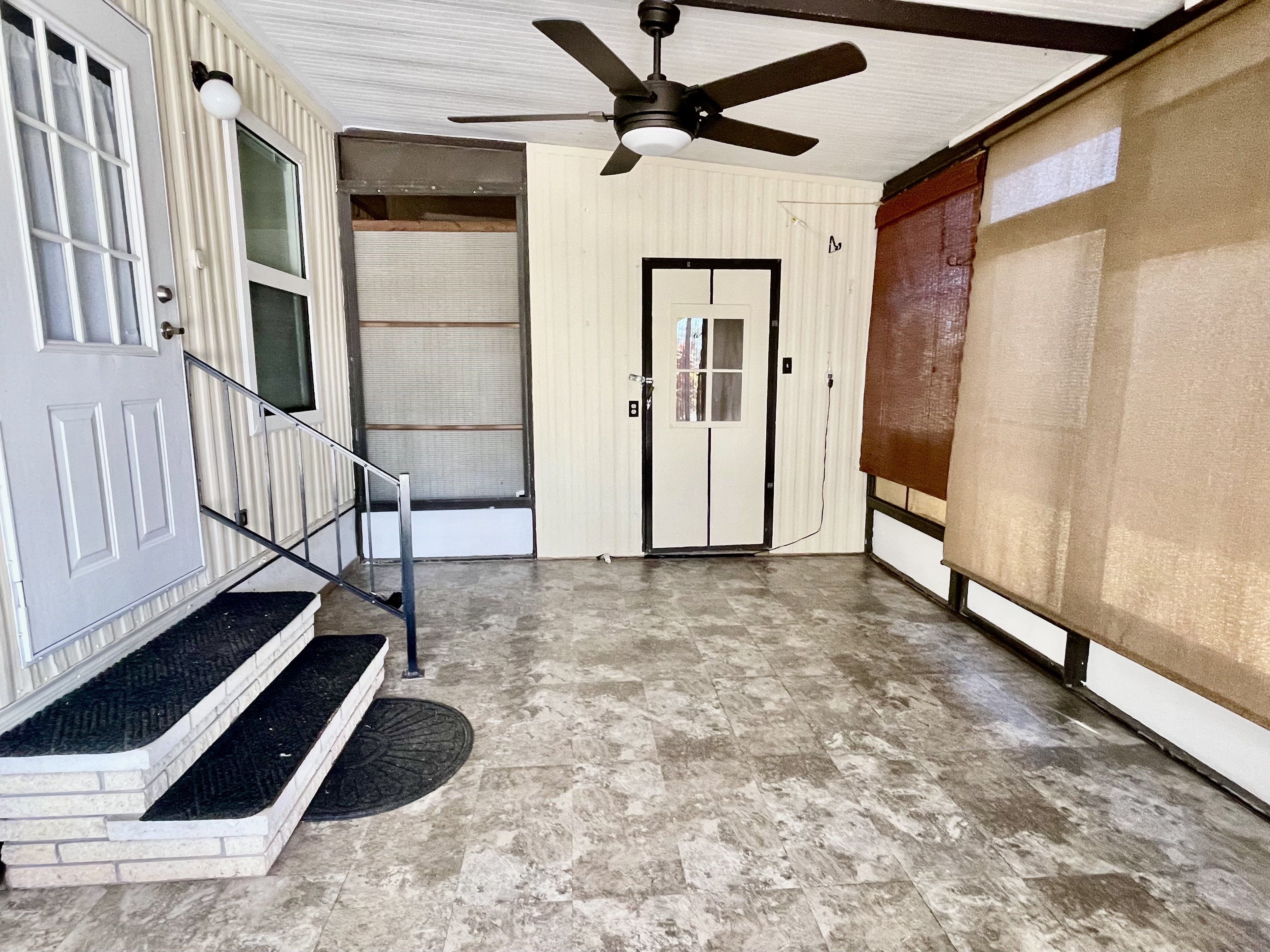 8304 Desoto Drive, Ellenton, Florida 34222, 3 Bedrooms Bedrooms, ,2.5 BathroomsBathrooms,55-Plus Mobile Home,For Sale,Desoto Drive,4294