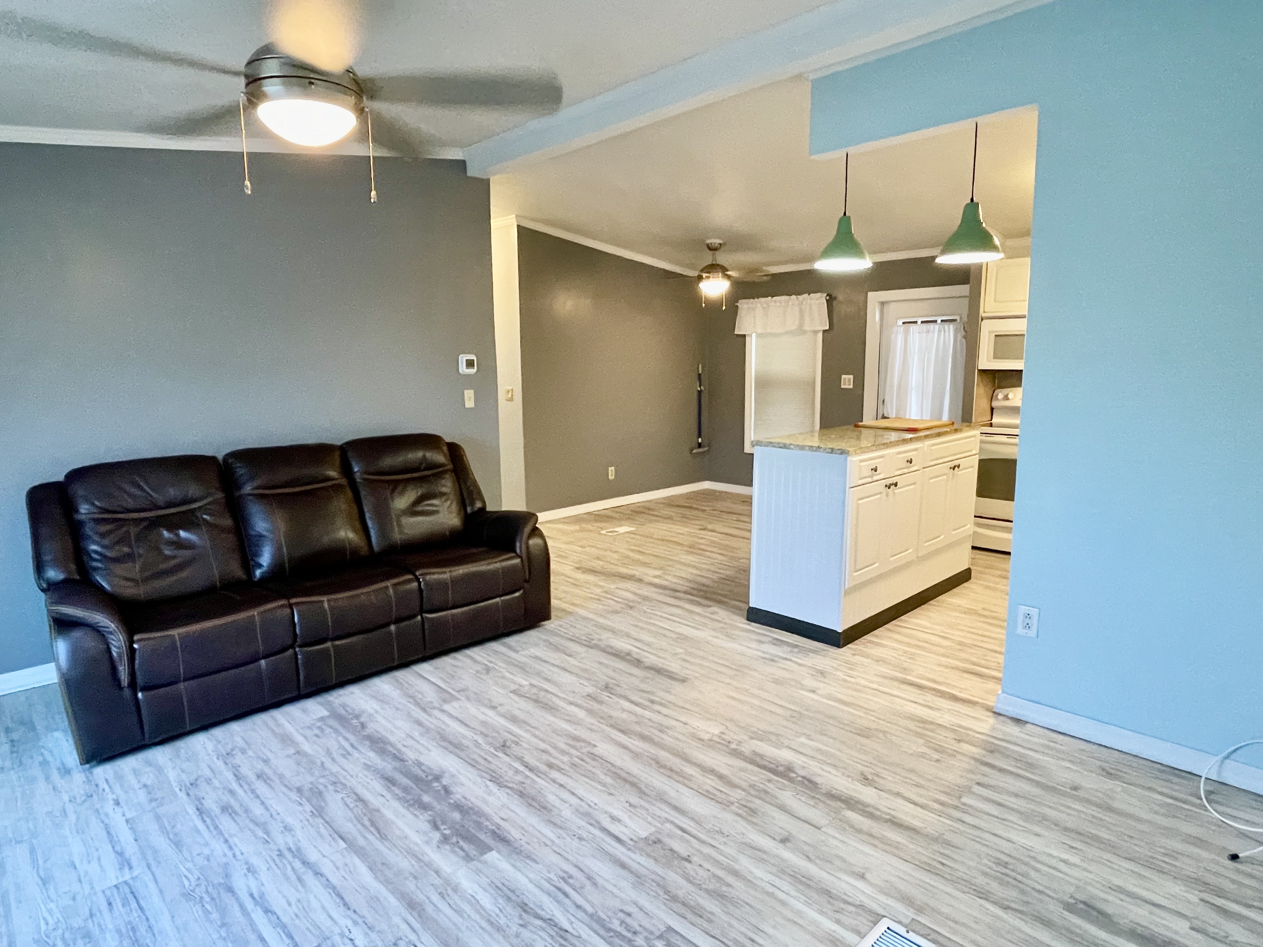 8304 Desoto Drive, Ellenton, Florida 34222, 3 Bedrooms Bedrooms, ,2.5 BathroomsBathrooms,55-Plus Mobile Home,For Sale,Desoto Drive,4294