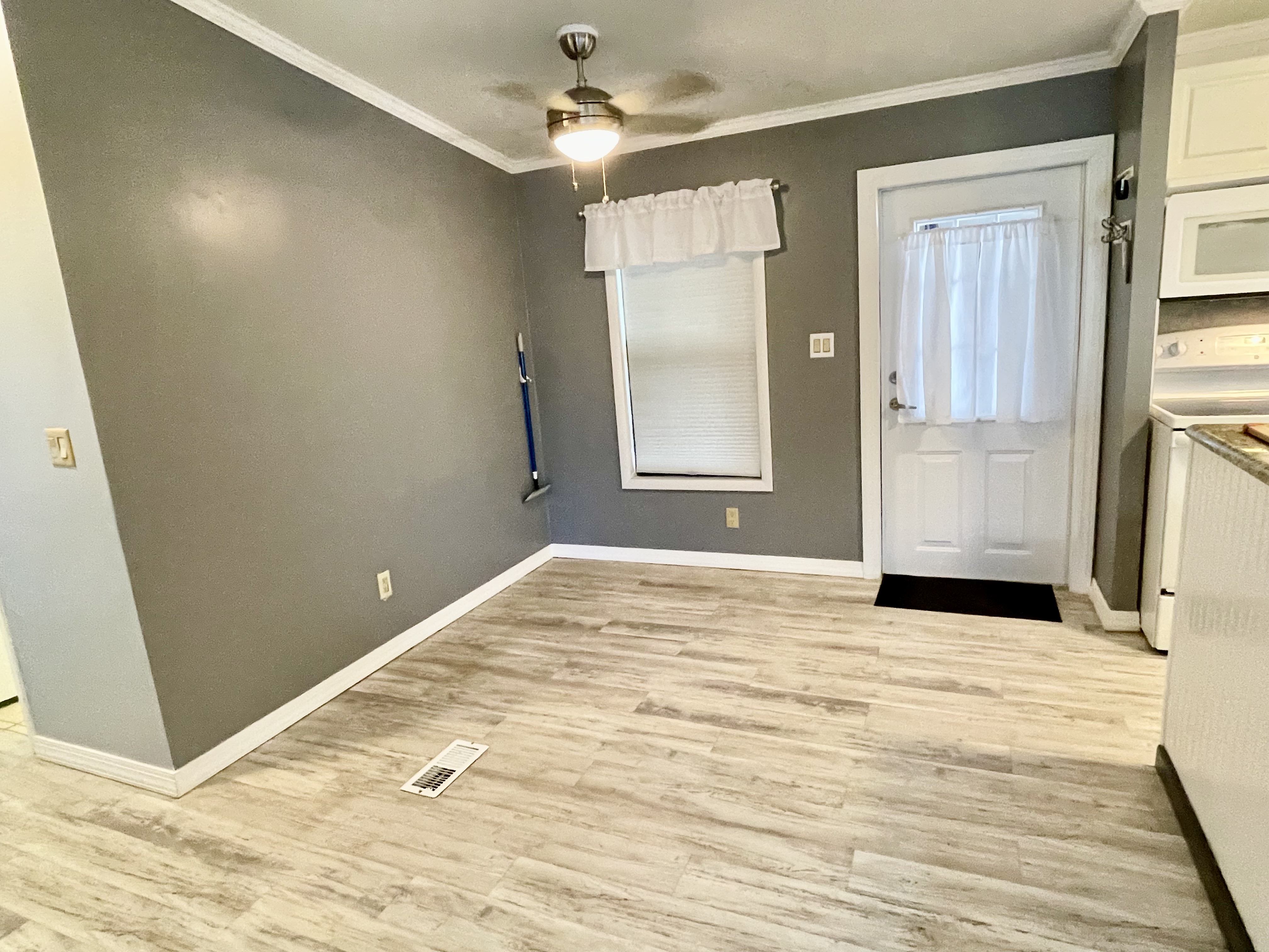 8304 Desoto Drive, Ellenton, Florida 34222, 3 Bedrooms Bedrooms, ,2.5 BathroomsBathrooms,55-Plus Mobile Home,For Sale,Desoto Drive,4294