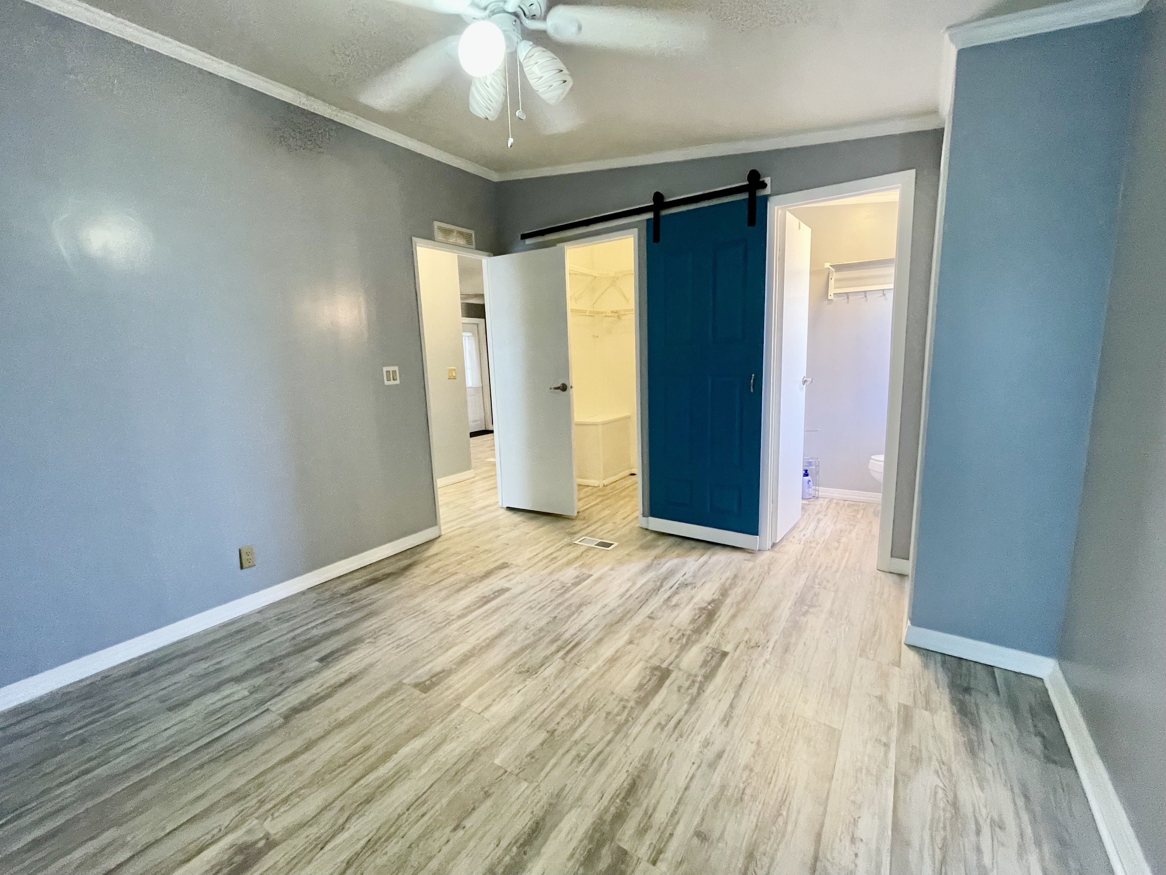 8304 Desoto Drive, Ellenton, Florida 34222, 3 Bedrooms Bedrooms, ,2.5 BathroomsBathrooms,55-Plus Mobile Home,For Sale,Desoto Drive,4294