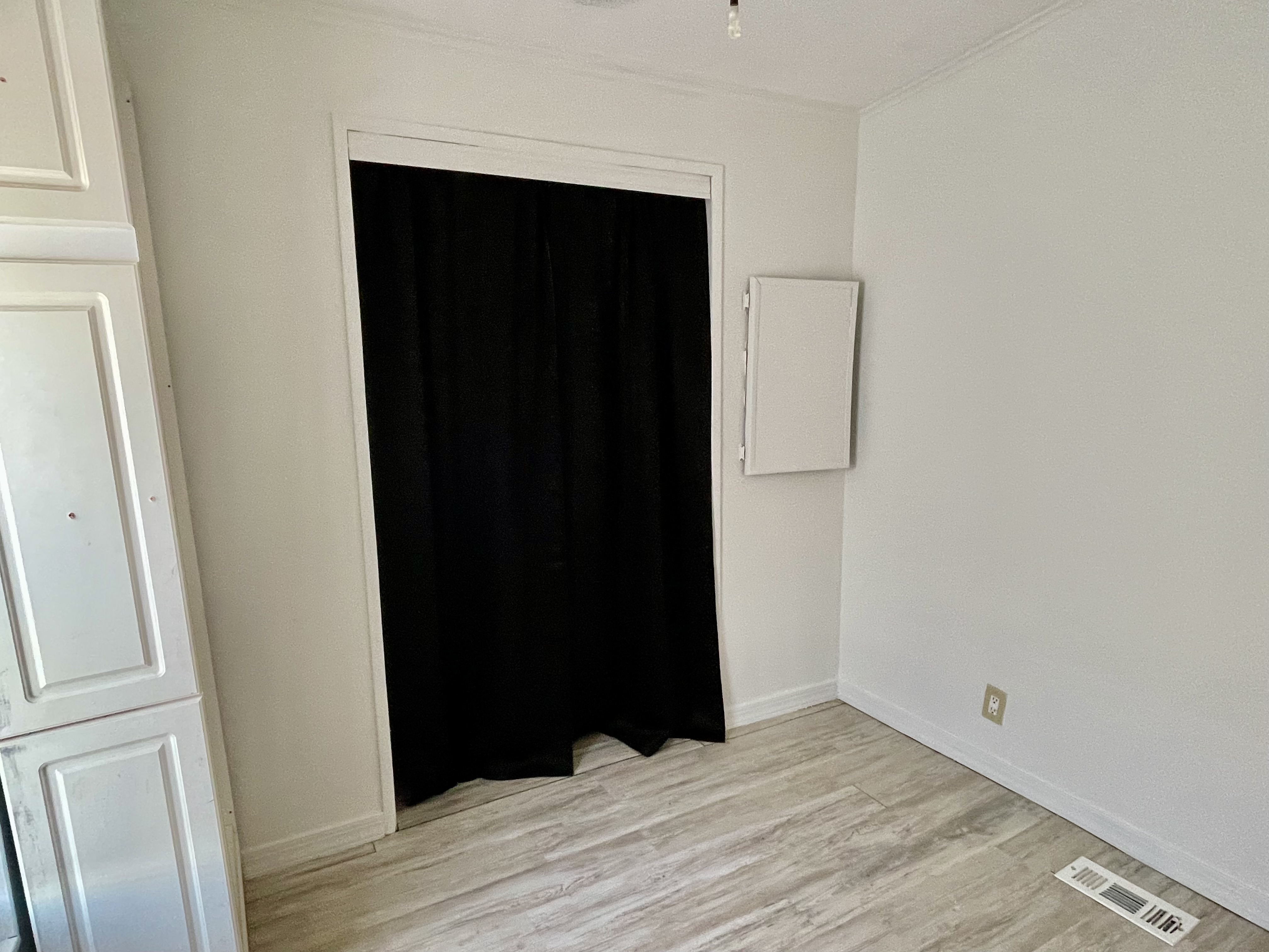 8304 Desoto Drive, Ellenton, Florida 34222, 3 Bedrooms Bedrooms, ,2.5 BathroomsBathrooms,55-Plus Mobile Home,For Sale,Desoto Drive,4294