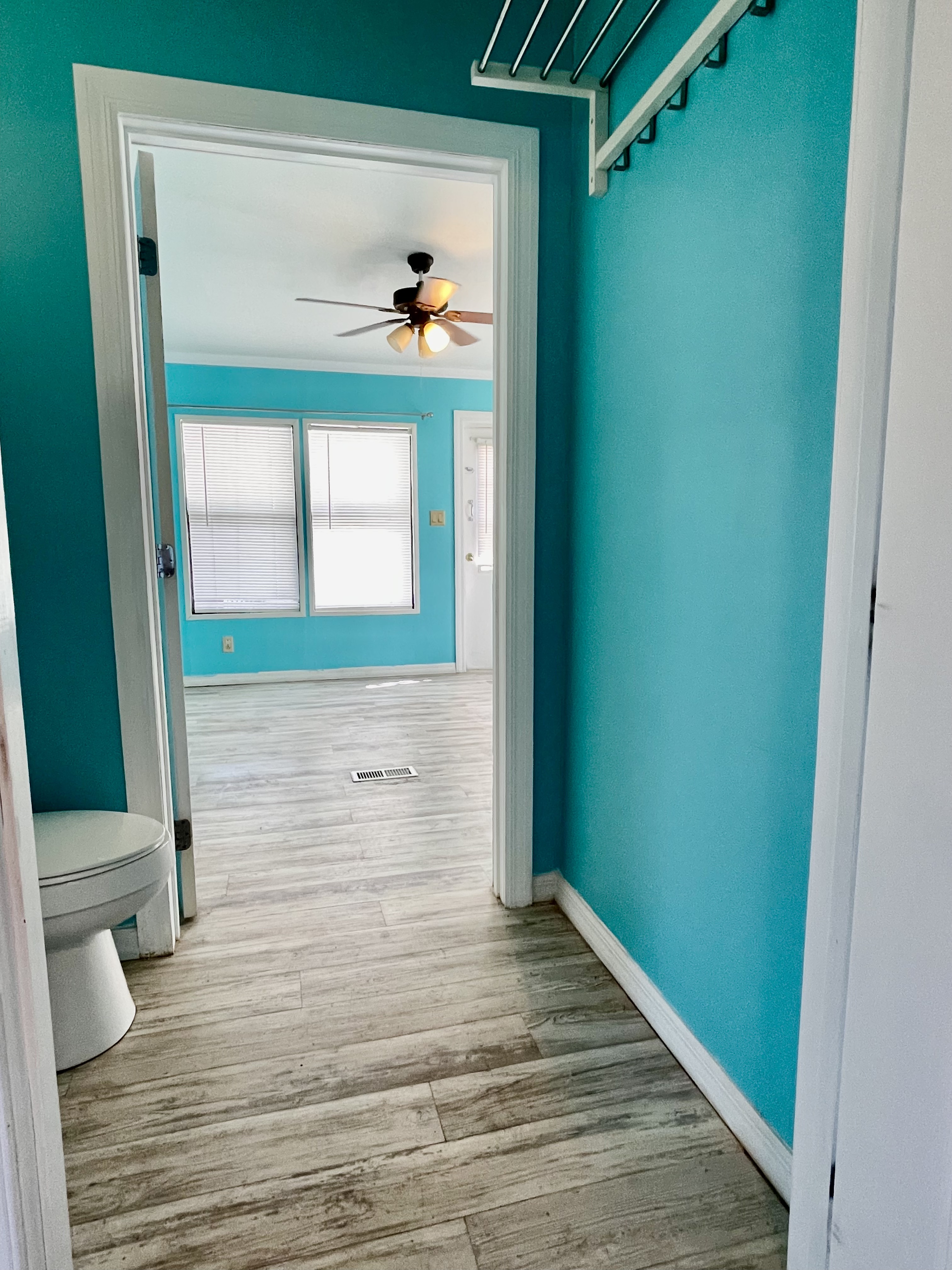 8304 Desoto Drive, Ellenton, Florida 34222, 3 Bedrooms Bedrooms, ,2.5 BathroomsBathrooms,55-Plus Mobile Home,For Sale,Desoto Drive,4294