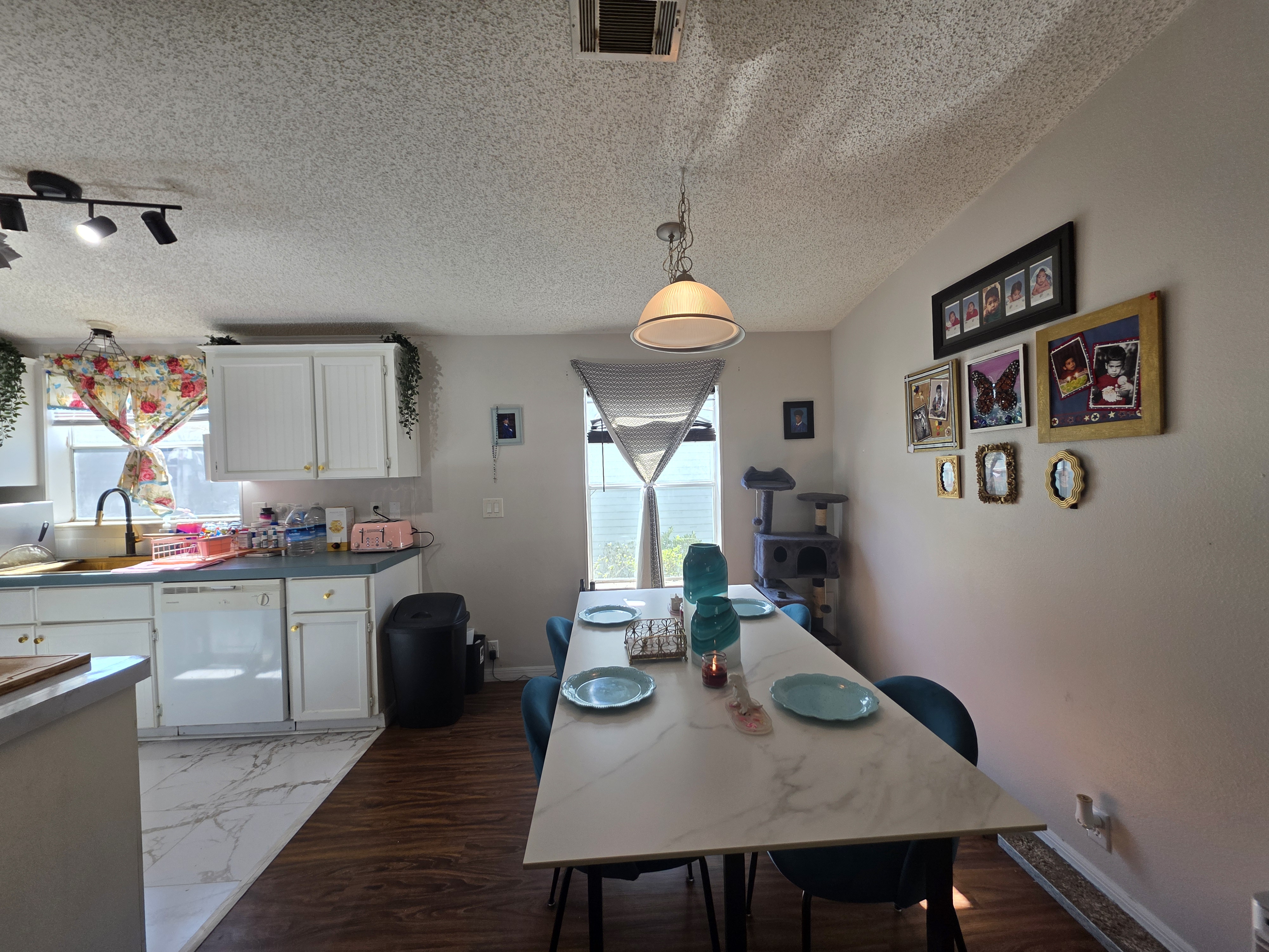 3206 Sunset Oaks Dr, Plant City, Florida 33563, 3 Bedrooms Bedrooms, ,2 BathroomsBathrooms,All - Age Mobile Home,For Sale,Sunset Oaks Dr,4300