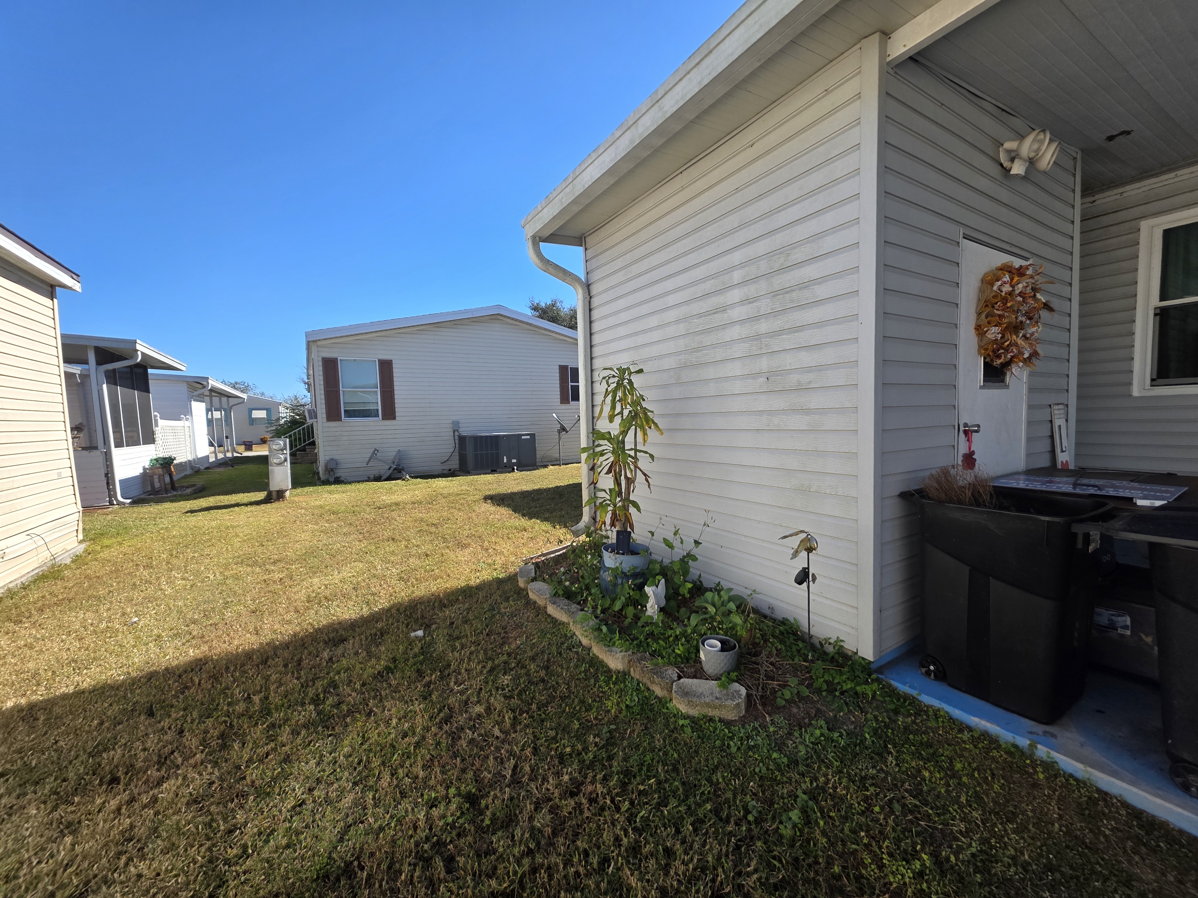 3206 Sunset Oaks Dr, Plant City, Florida 33563, 3 Bedrooms Bedrooms, ,2 BathroomsBathrooms,All - Age Mobile Home,For Sale,Sunset Oaks Dr,4300