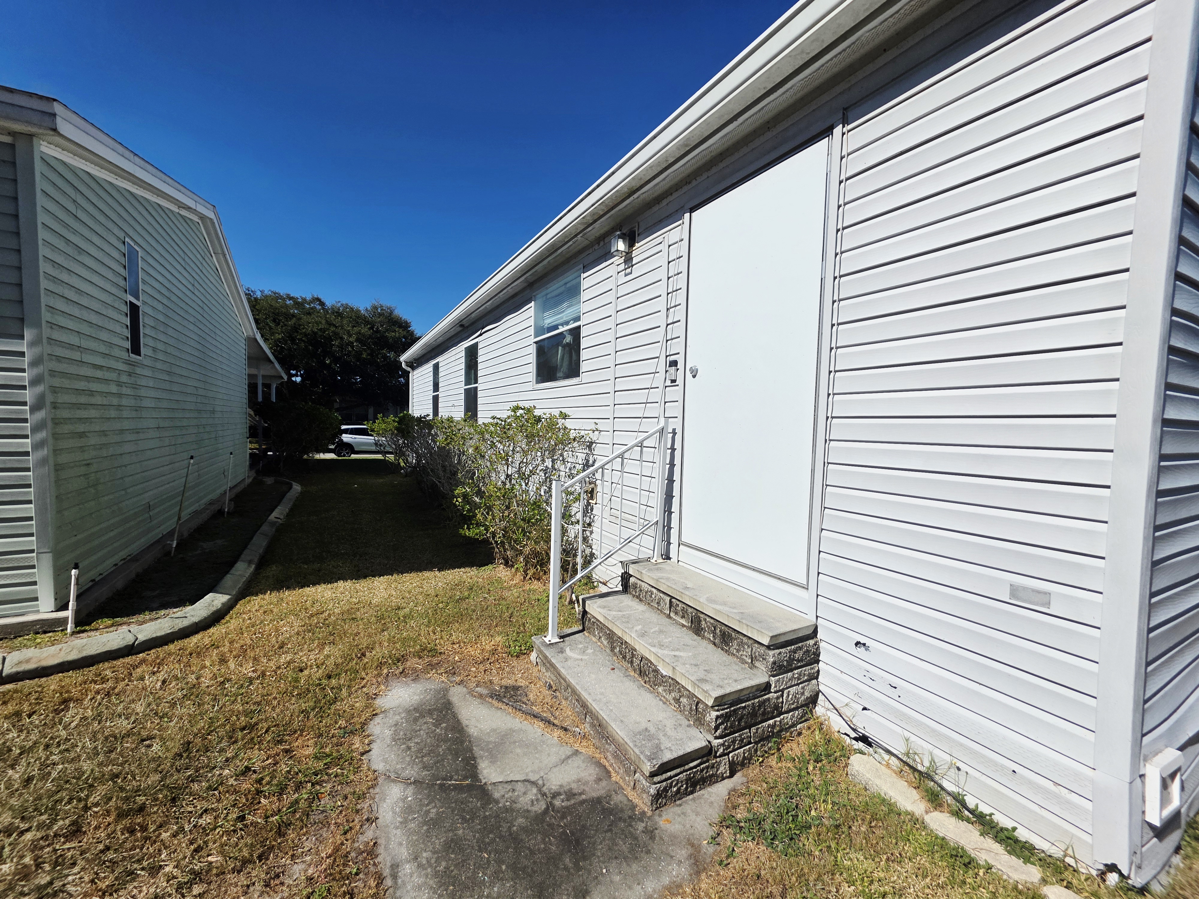 3206 Sunset Oaks Dr, Plant City, Florida 33563, 3 Bedrooms Bedrooms, ,2 BathroomsBathrooms,All - Age Mobile Home,For Sale,Sunset Oaks Dr,4300