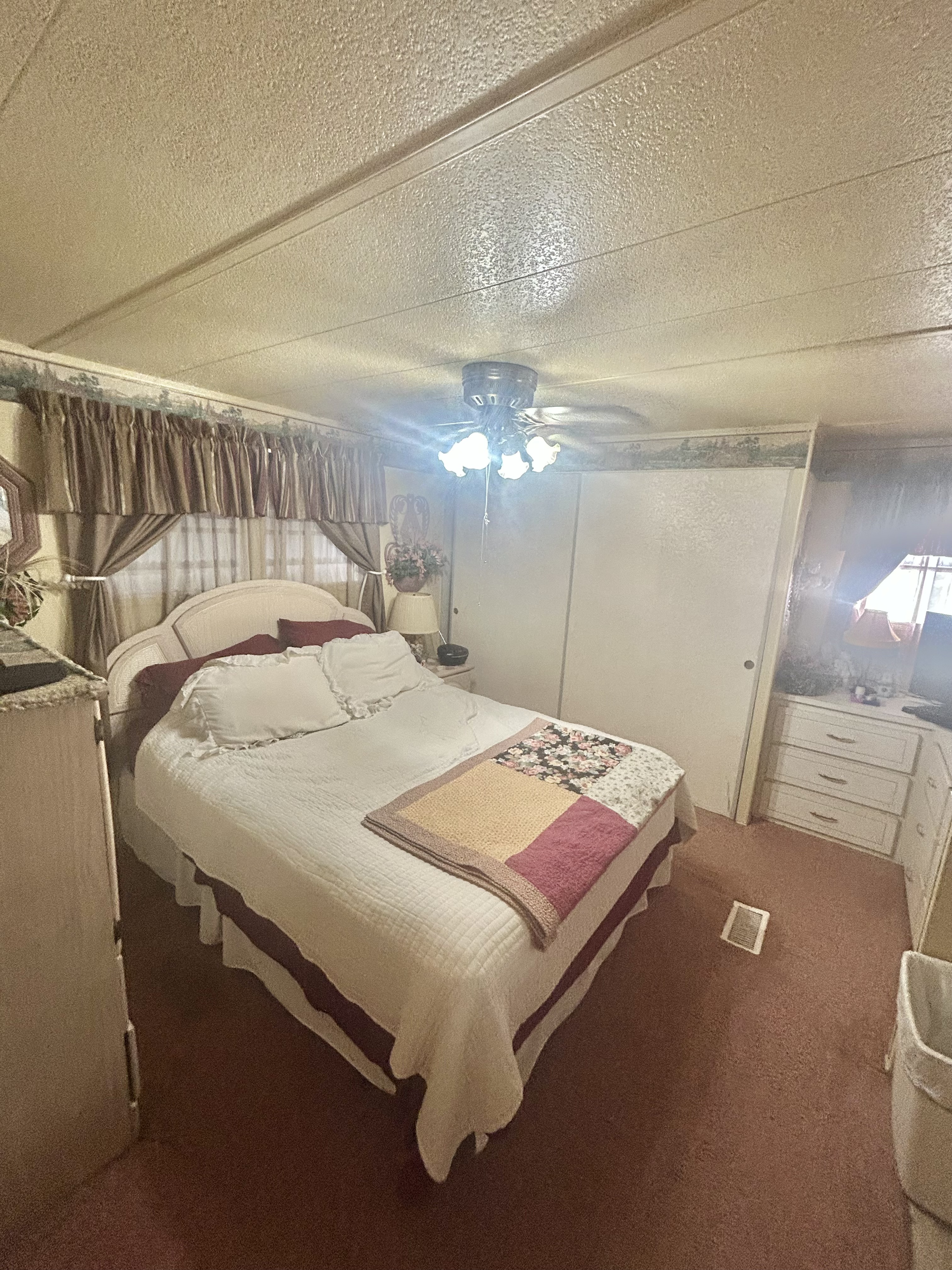 129 Capri Dr, Palmetto, Florida 34221, 2 Bedrooms Bedrooms, ,2 BathroomsBathrooms,55-Plus Mobile Home,For Sale,Capri Dr,4302