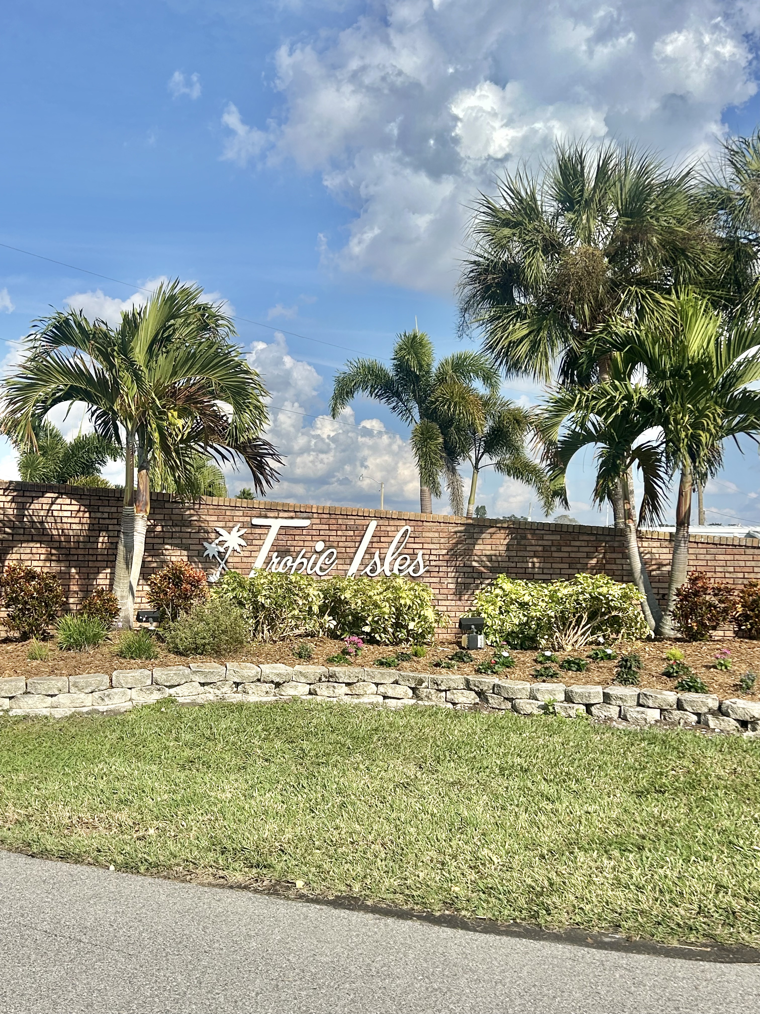 129 Capri Dr, Palmetto, Florida 34221, 2 Bedrooms Bedrooms, ,2 BathroomsBathrooms,55-Plus Mobile Home,For Sale,Capri Dr,4302